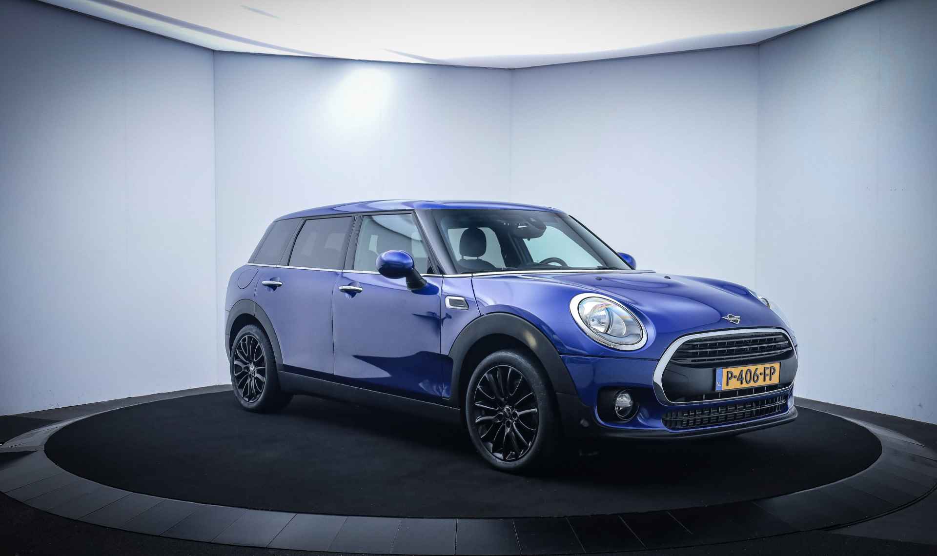 MINI Clubman 1.5 Aut. CLIMA/CRUISE/STOELVERW./BLUETOOTH/PDC/LMV - 3/26