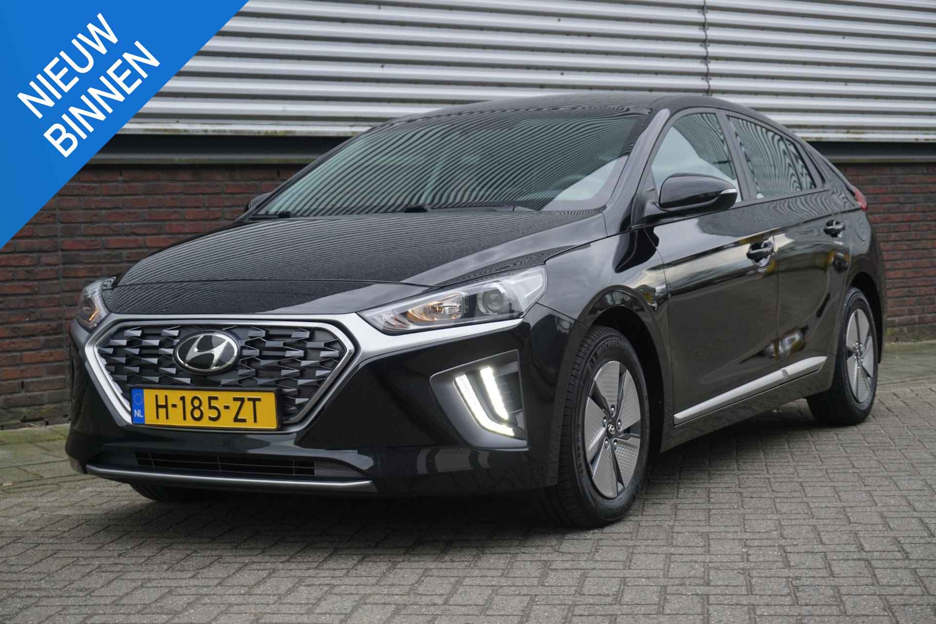 Hyundai IONIQ 1.6 GDi Hybrid i-Motion Faceliftmodel'20 Camera/Navigatie/Carplay.