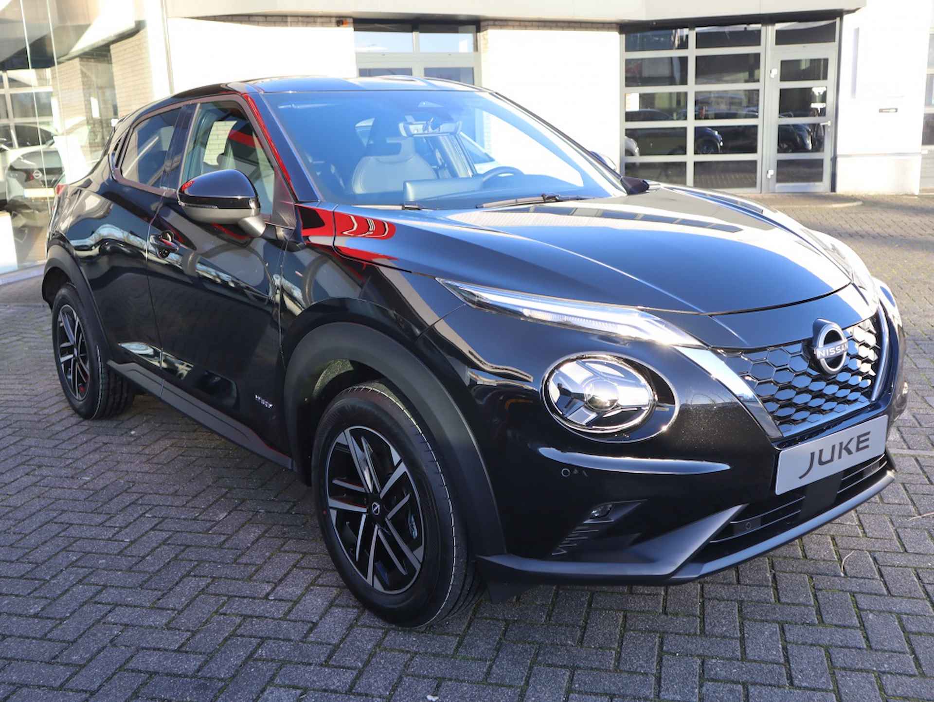 Nissan Juke 1.6 Hybrid. 143PK / Automaat / N-Connecta / Apple carplay / - 7/26