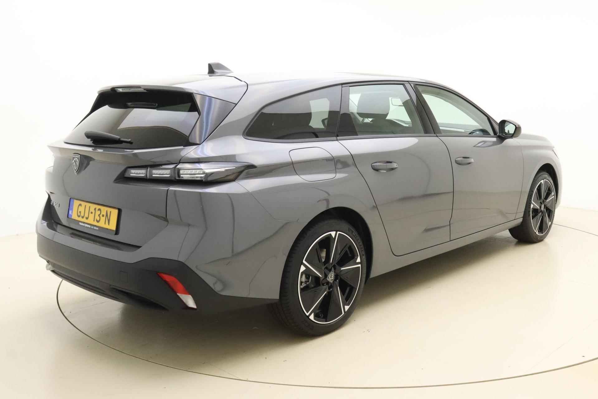 Peugeot e-308 SW Style EV 54 kWh | 100% Elektrisch | 416km WLTP |156 PK | 3-Fase | Parkeersensor | Climate Control | Adaptive Cruise Control | 18" inch Licht metalen velgen | Uit voorraad leverbaar - 2/32