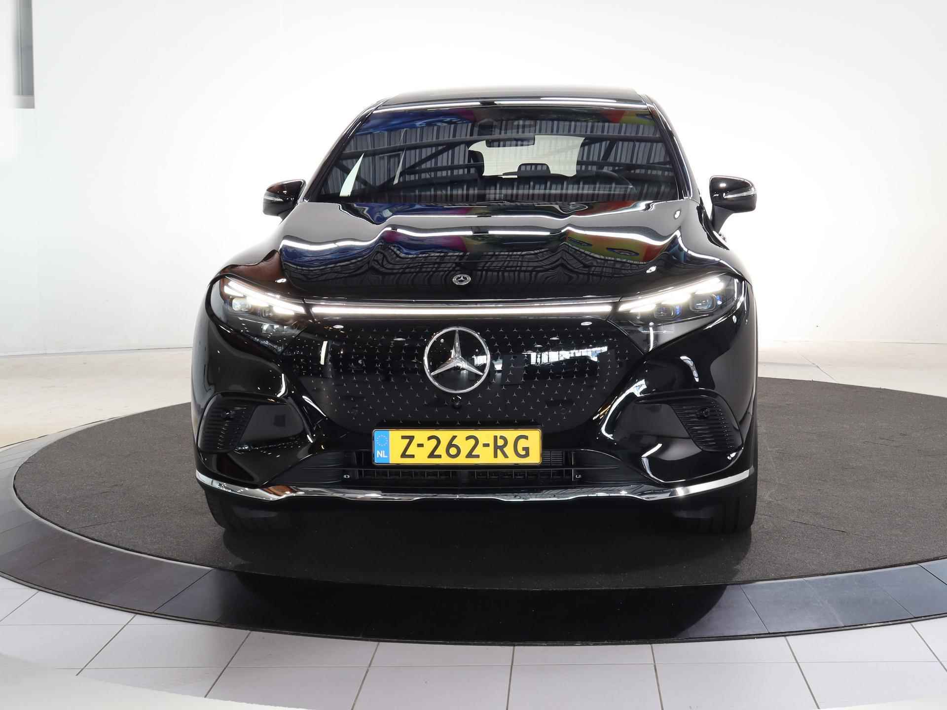 Mercedes-Benz EQS SUV 450 4MATIC Luxury Line 108 kWh | Panoramadak | Sfeerverlichting | Memory stoelen | Achterasbesturing | Luchtvering | Stoelventilatie/verwarming | Burmester | - 4/29