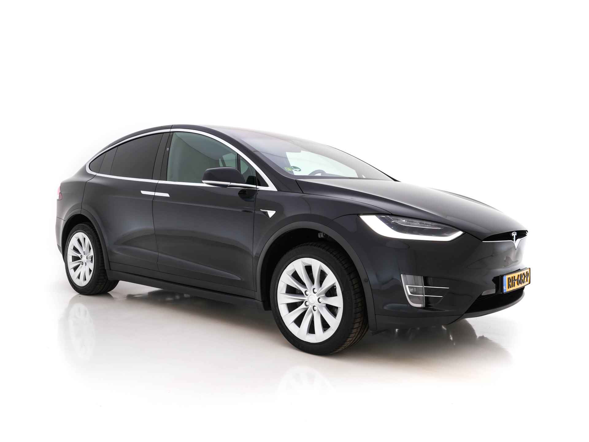 Tesla Model X 100D 7-Pers. [ 3-Fase ] (INCL-BTW) *PANO-SCREEN | NAPPA-VOLLEDER | AUTO-PILOT | AIR-SUSPENSION | FULL-LED | KEYLESS | DAB | SURROUND-VIEW | LANE-ASSIST | VIRTUAL-COCKPIT | SPORT-SEATS | 20"AL - 1/40