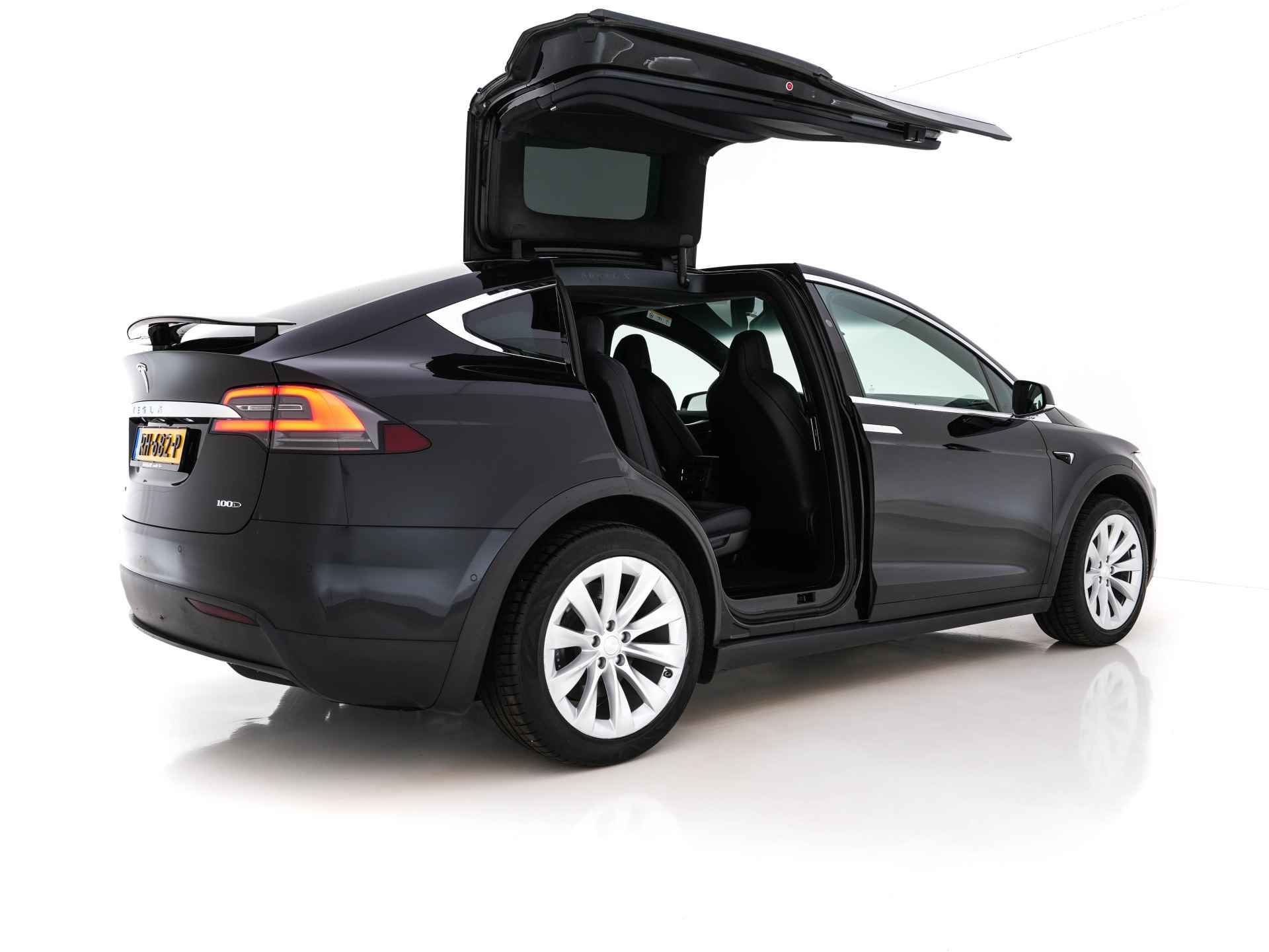 Tesla Model X 100D 7-Pers. [ 3-Fase ] (INCL-BTW) *PANO-SCREEN | NAPPA-VOLLEDER | AUTO-PILOT | AIR-SUSPENSION | FULL-LED | KEYLESS | DAB | SURROUND-VIEW | LANE-ASSIST | VIRTUAL-COCKPIT | SPORT-SEATS | 20"AL - 33/40