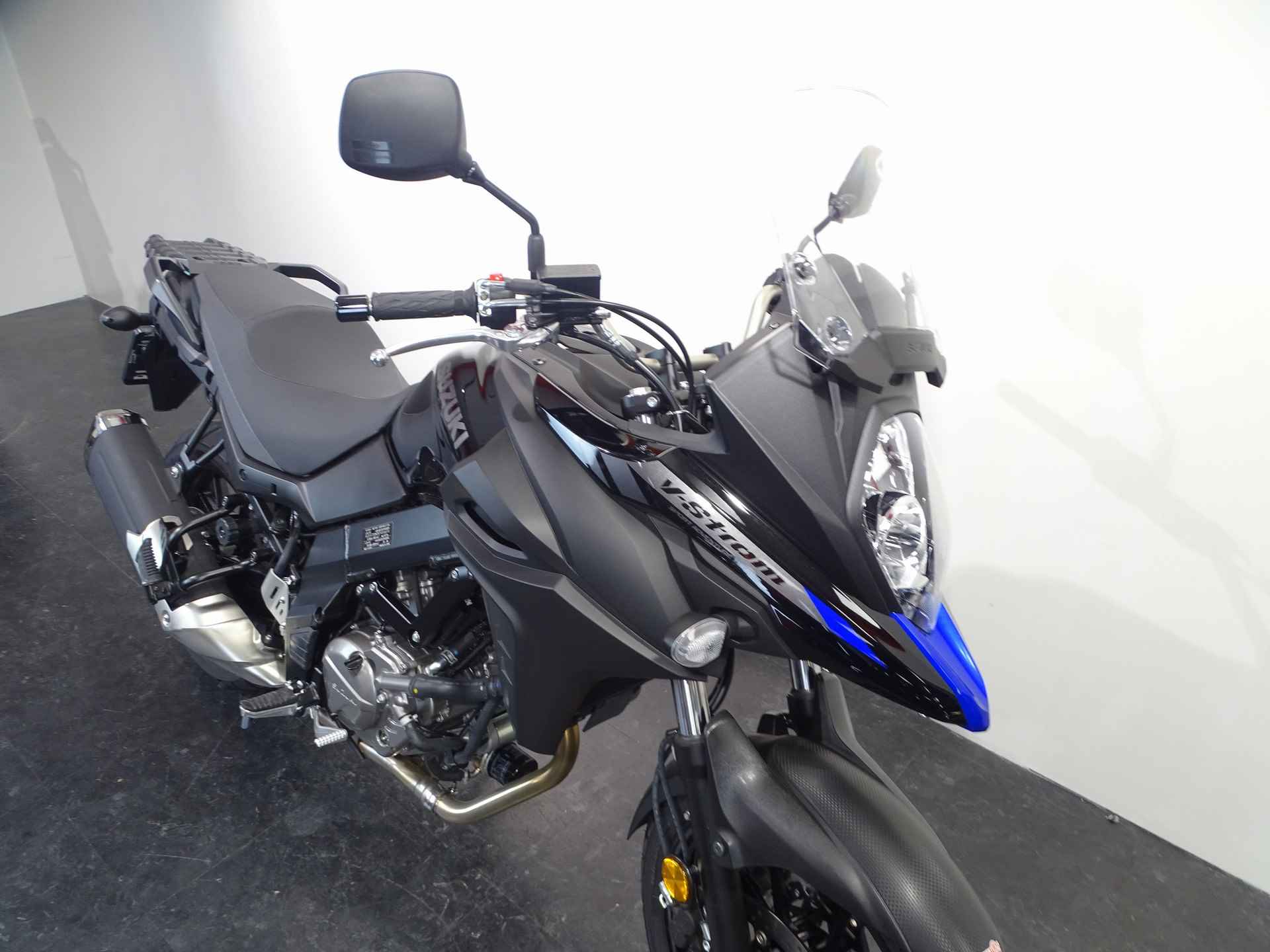 Suzuki DL 650 ABS - 2/7