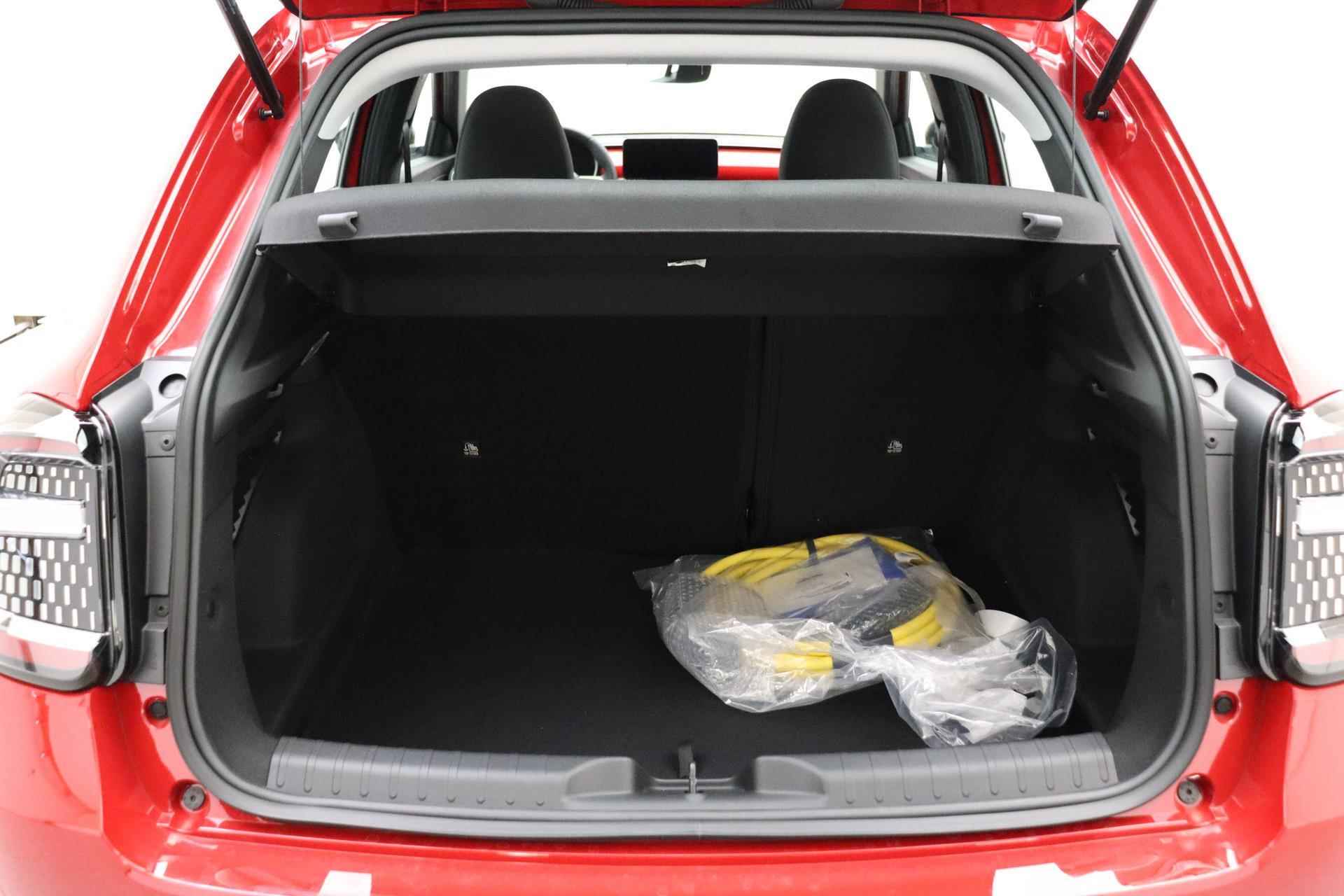 Fiat 600e RED 54 kWh | GRAAG BELLEN VOOR BESCHIKBAARHEID | 409KM ACTIERADIUS (WLTP) | Apple Carplay/Android auto | LED verlichting | Adaptieve cruise control | Lane Assist | - 14/38