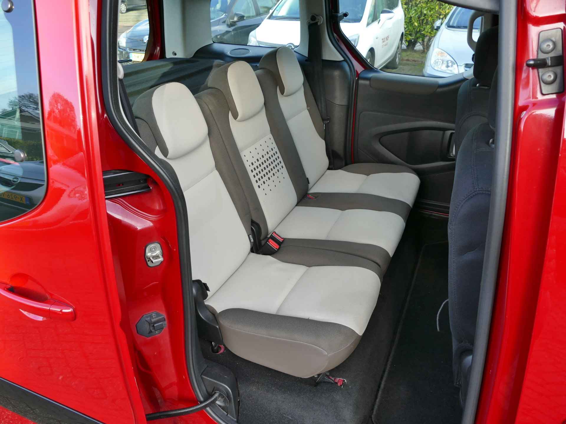 Citroën Berlingo 1.6 VTi Attraction | airco | all-season-banden | trekhaak - 30/49