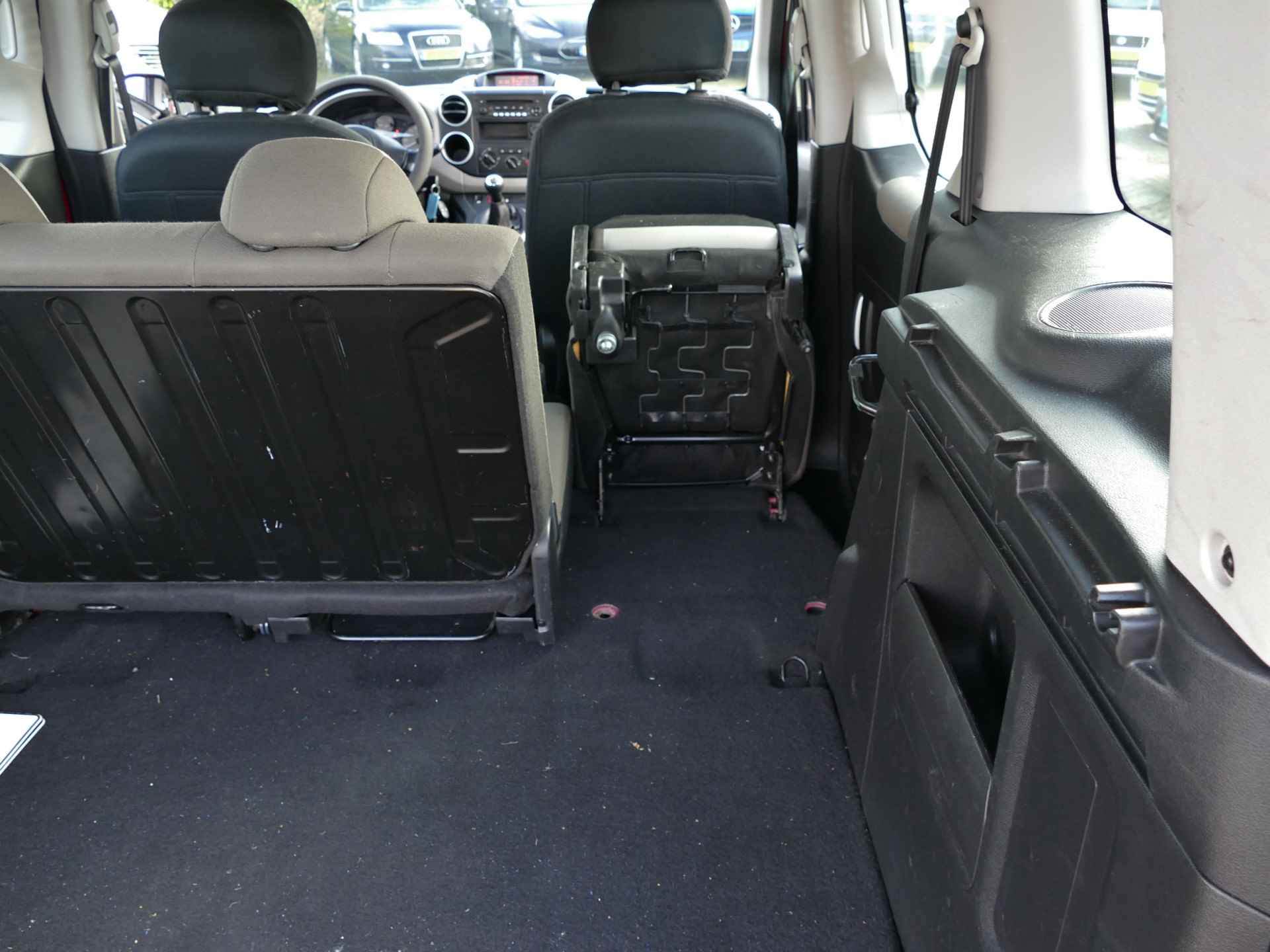 Citroën Berlingo 1.6 VTi Attraction | airco | all-season-banden | trekhaak - 37/49