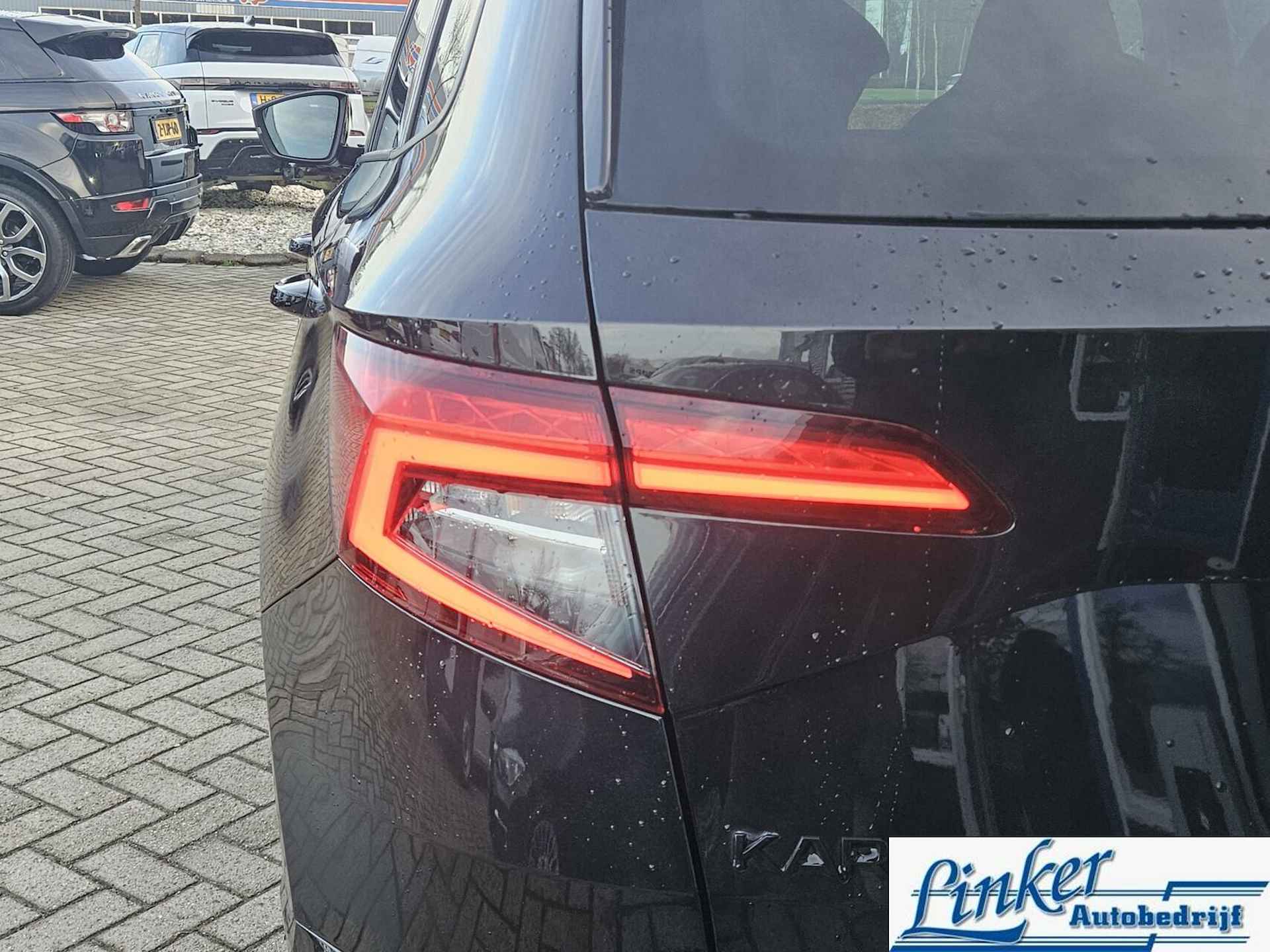 Skoda Karoq 1.5 TSI ACT Sportline Business PANO VIRTUAL TREKH CAMERA - 8/42