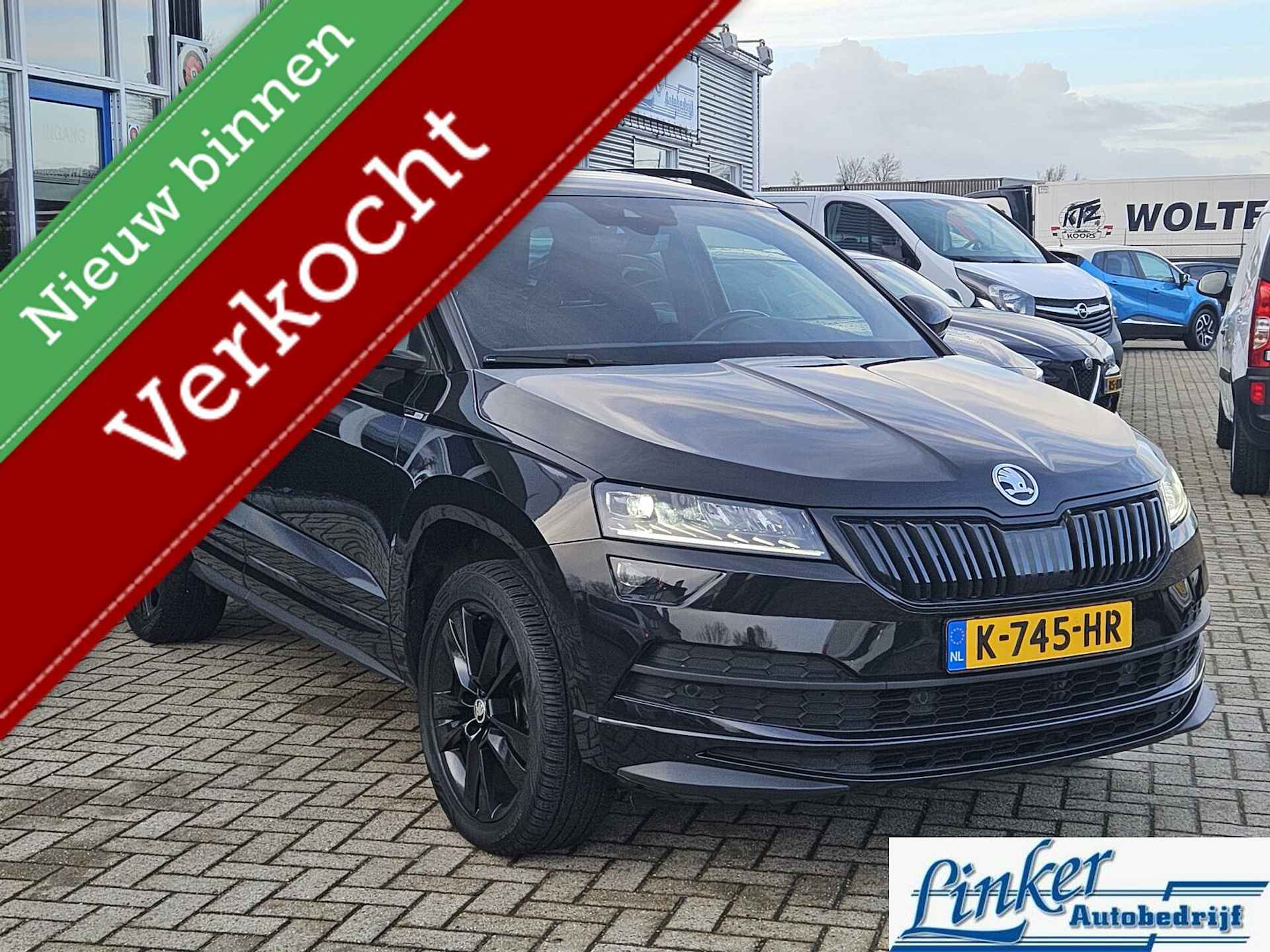 Skoda Karoq 1.5 TSI ACT Sportline Business PANO VIRTUAL TREKH CAMERA - 4/42