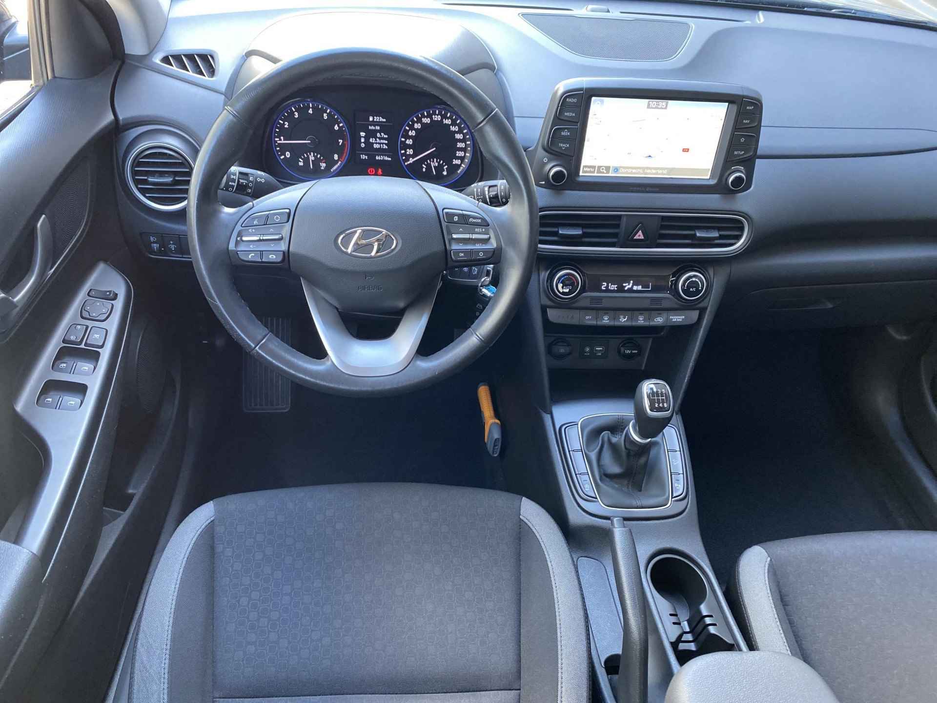 Hyundai Kona 1.0 T-GDI Comfort | Apple & Android multimedia | Geïntegreerde navigatiesysteem | Camera + pdc | - 11/40