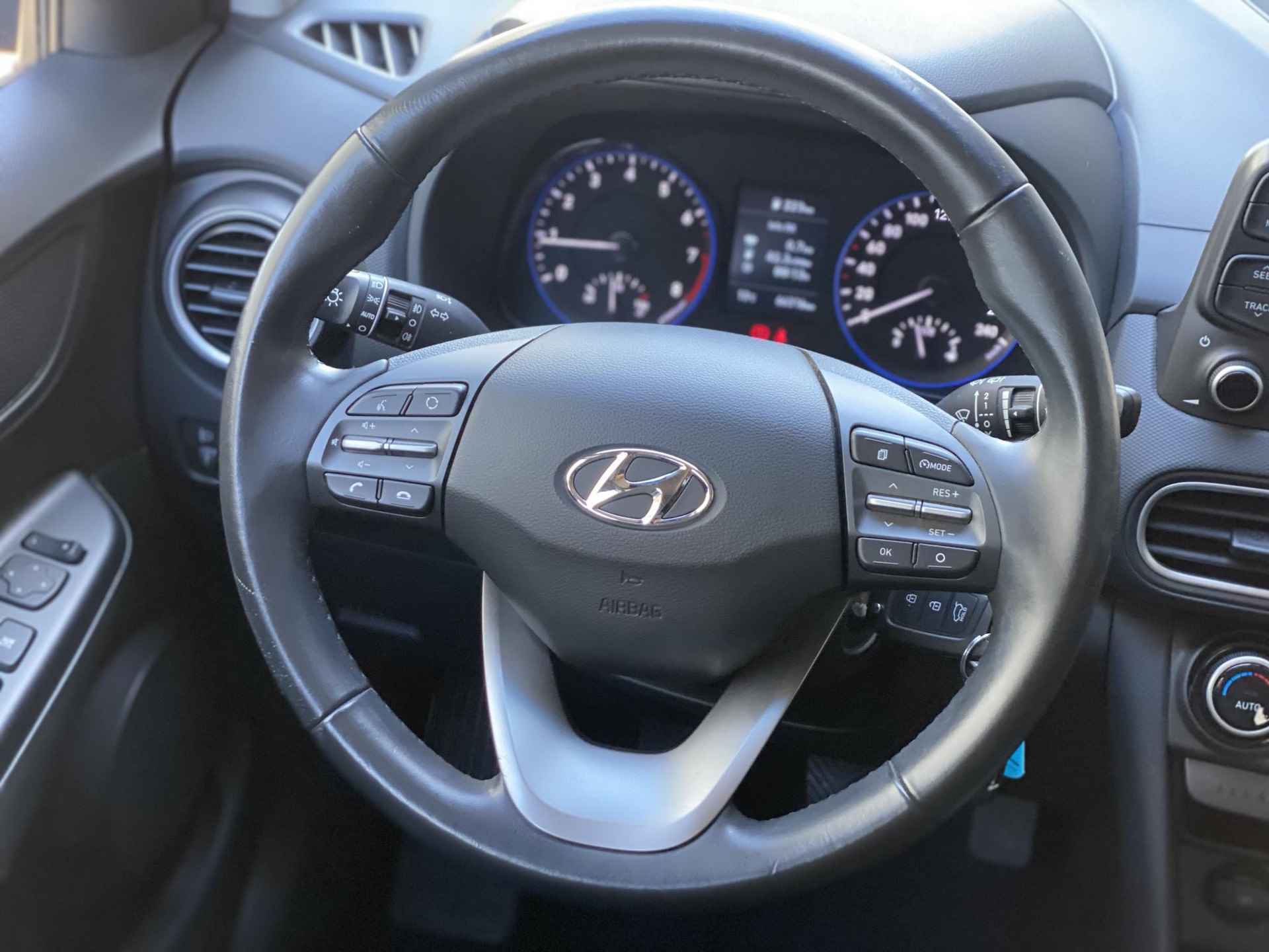 Hyundai Kona 1.0 T-GDI Comfort | Apple & Android multimedia | Geïntegreerde navigatiesysteem | Camera + pdc | - 24/40