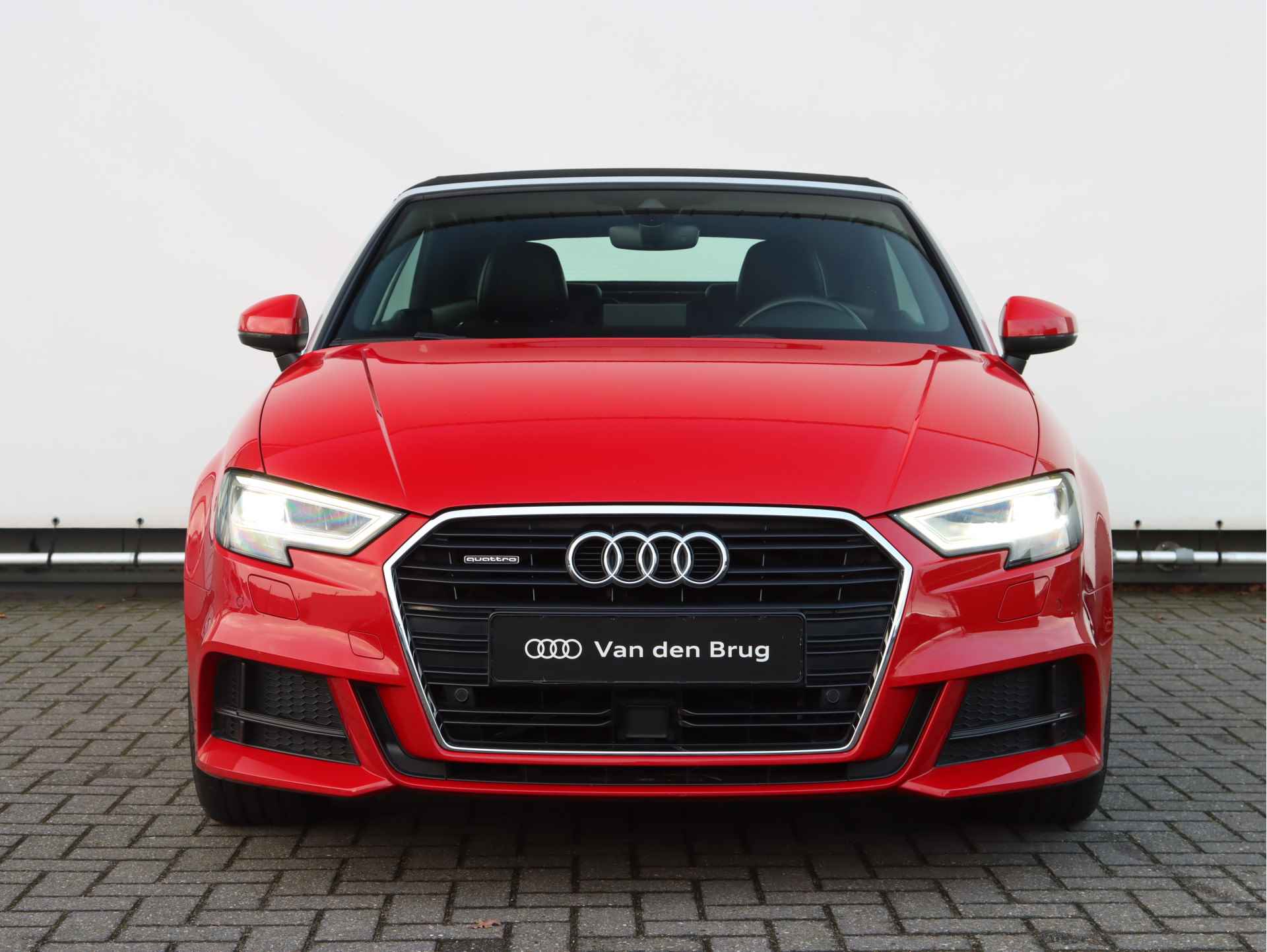 Audi A3 Cabriolet 2.0 TFSI quattro S Line 190pk | Nekverwarming | Stoelverwarming | Adaptive Cruise | Dodehoek detectie | Trekhaak | Parkeersensoren - 16/47