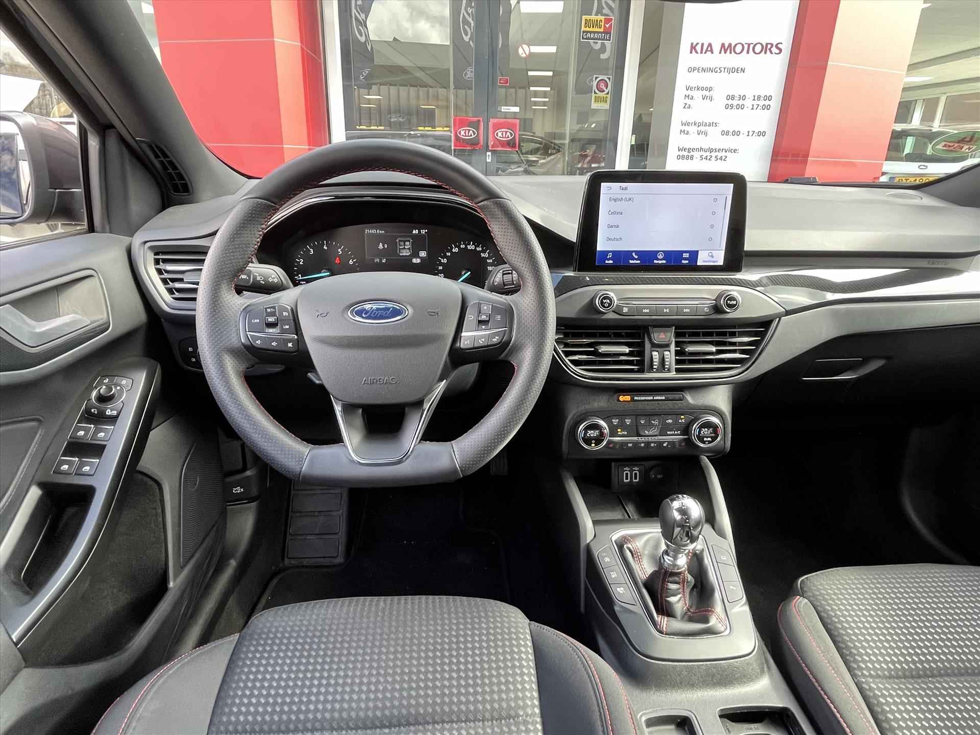 Ford Focus Wagon 1.0 EcoBoost 125pk ST Line X Business | Climatronic | Navigatie | Carplay | Winterpakket | Head up display | Stuur en Stoel en Voorruit verwarming | - 3/28