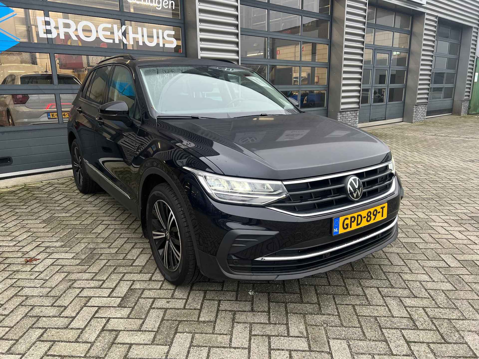 Volkswagen Tiguan 1.5 TSI 150 pk Life 7-DSG | Trekhaak wegklapbaar | Achteruitrijcamera | Cruise control adaptief | - 5/32