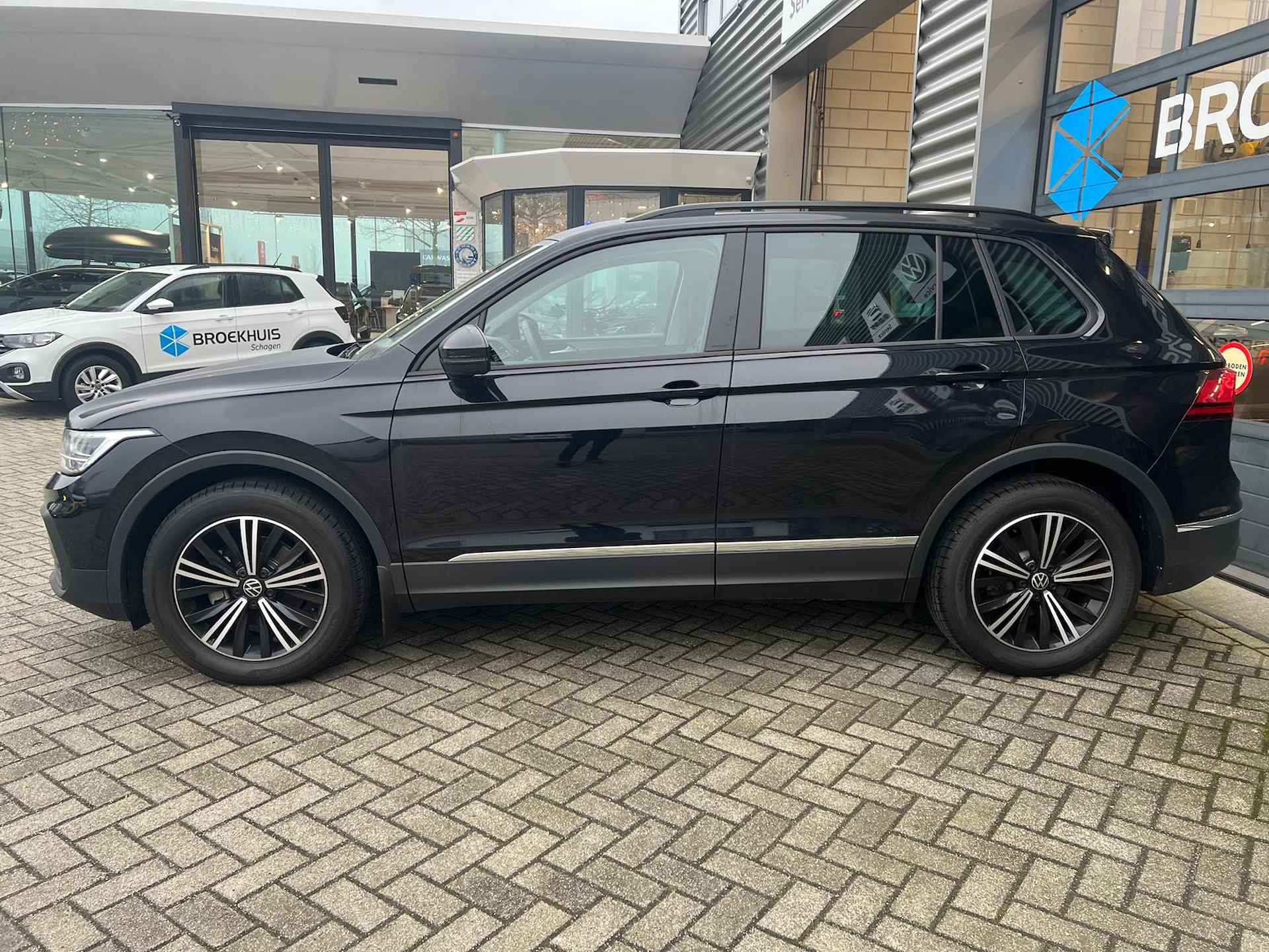 Volkswagen Tiguan 1.5 TSI 150 pk Life 7-DSG | Trekhaak wegklapbaar | Achteruitrijcamera | Cruise control adaptief | - 6/32