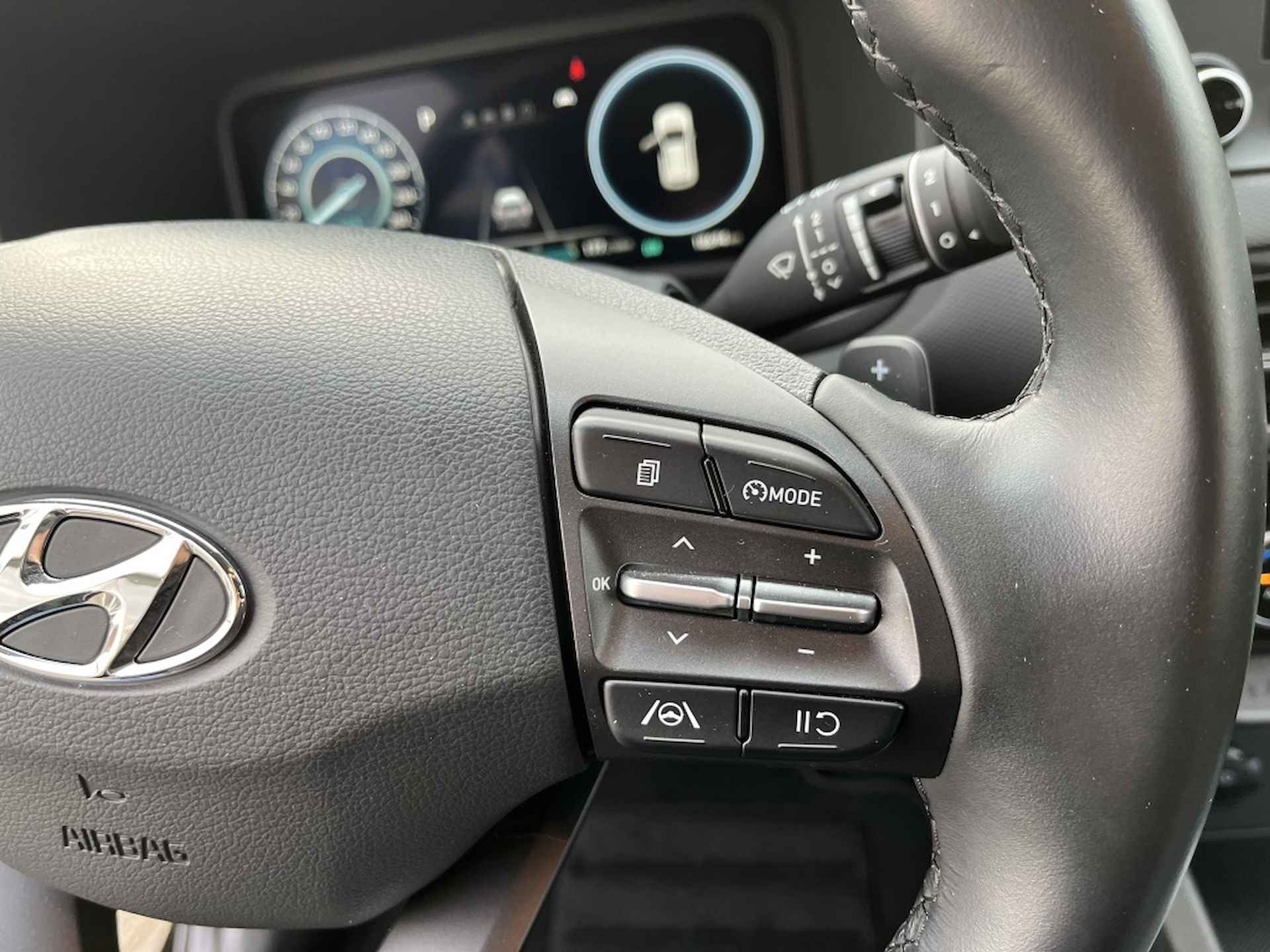 Hyundai Kona 1.6 GDI HEV Comf  | Apple carplay | Airco | Camera | Cruise - 20/24