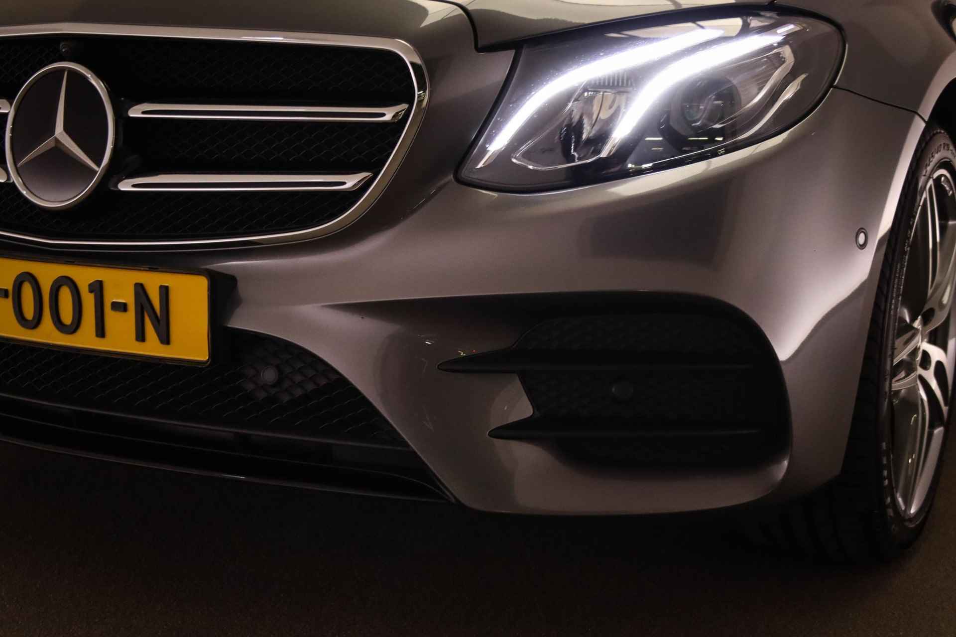 Mercedes-Benz E-klasse 300 e Premium Plus | NIGHT / AMG INT.- PACK |  WIDESCREEN | LED | OPEN DAK | APPLE | TREKHAAK | 19" - 16/61