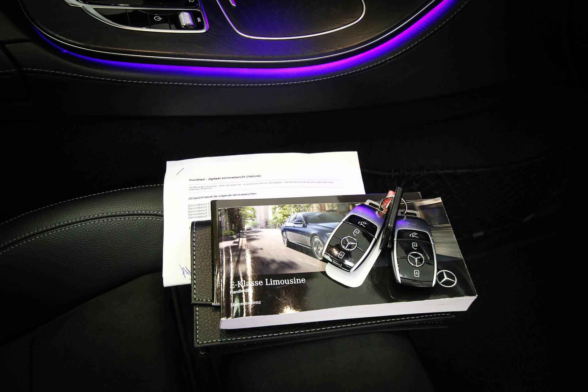 Mercedes-Benz E-klasse 300 e Premium Plus | NIGHT / AMG INT.- PACK |  WIDESCREEN | LED | OPEN DAK | APPLE | TREKHAAK | 19" - 60/61