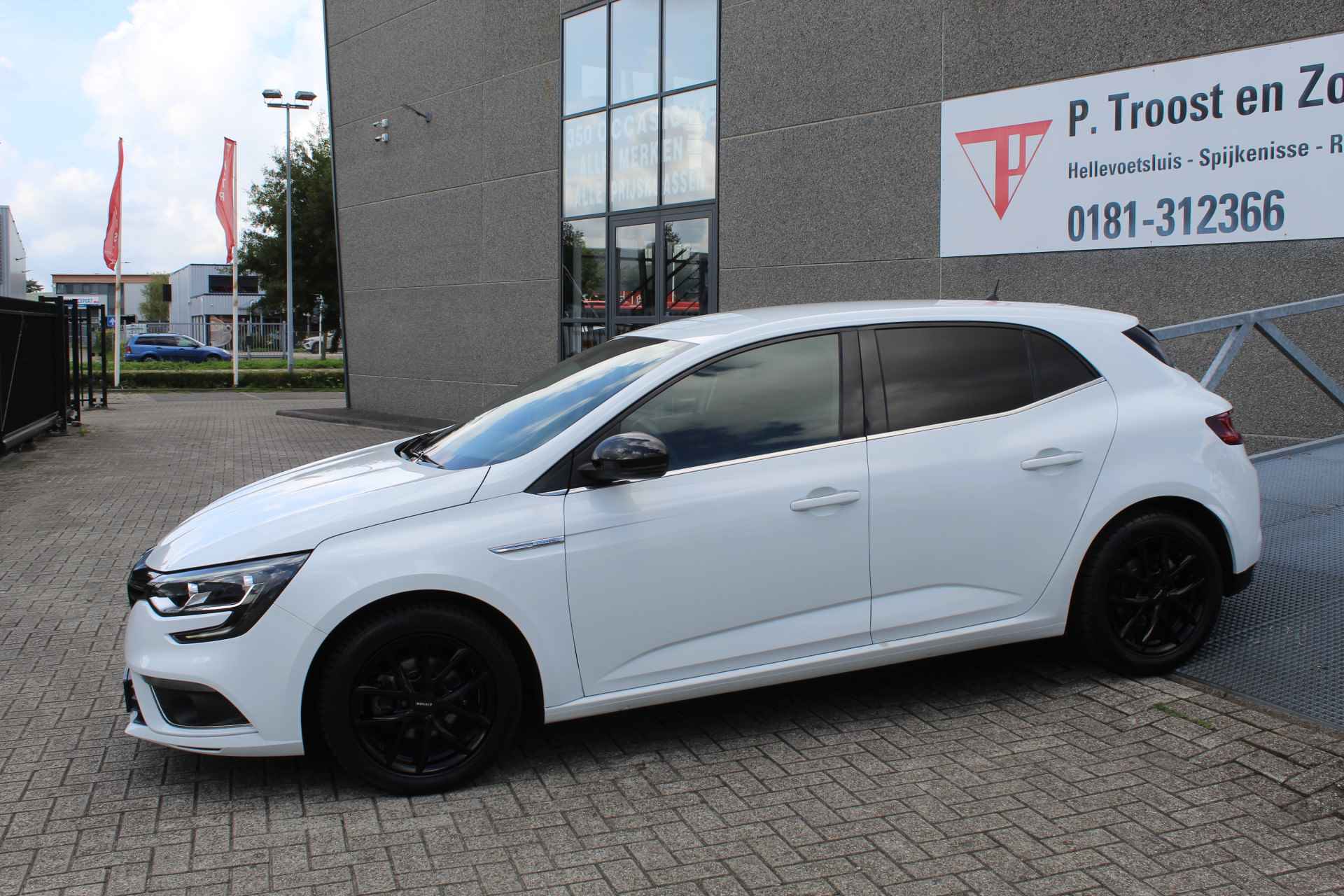 Renault Mégane 1.2 TCe Limited Orig. Ned auto/Navigatie/Climate control/Apple carplay/Cruise control/Parkeersensoren/Buitenspiegels verwarmd/Mi - 5/19