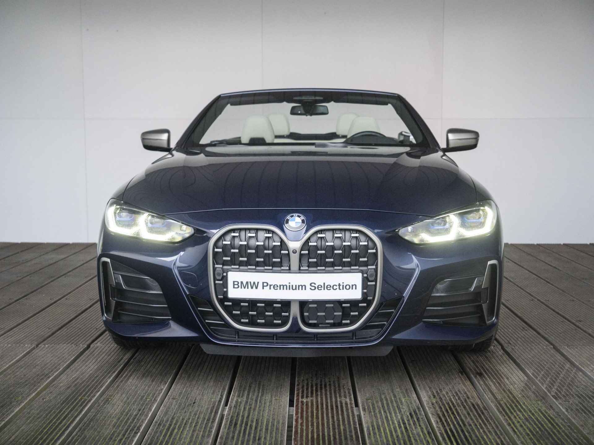 BMW 4-serie Cabrio M440i | M-Sportpakket | High Executive | 20 inch performance wielset | Driving Assistant Professional | Head up Display | Harman Kardon | Laserlight - 3/62