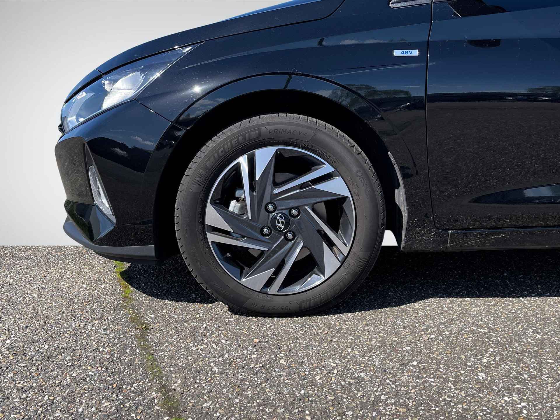 Hyundai i20 1.0 T-GDI Comfort Smart | Navigatie | Camera | Apple Carplay/Android Auto | Cruise Control | Park. Sensor | Dodehoek | Rijklaarprijs! - 8/25