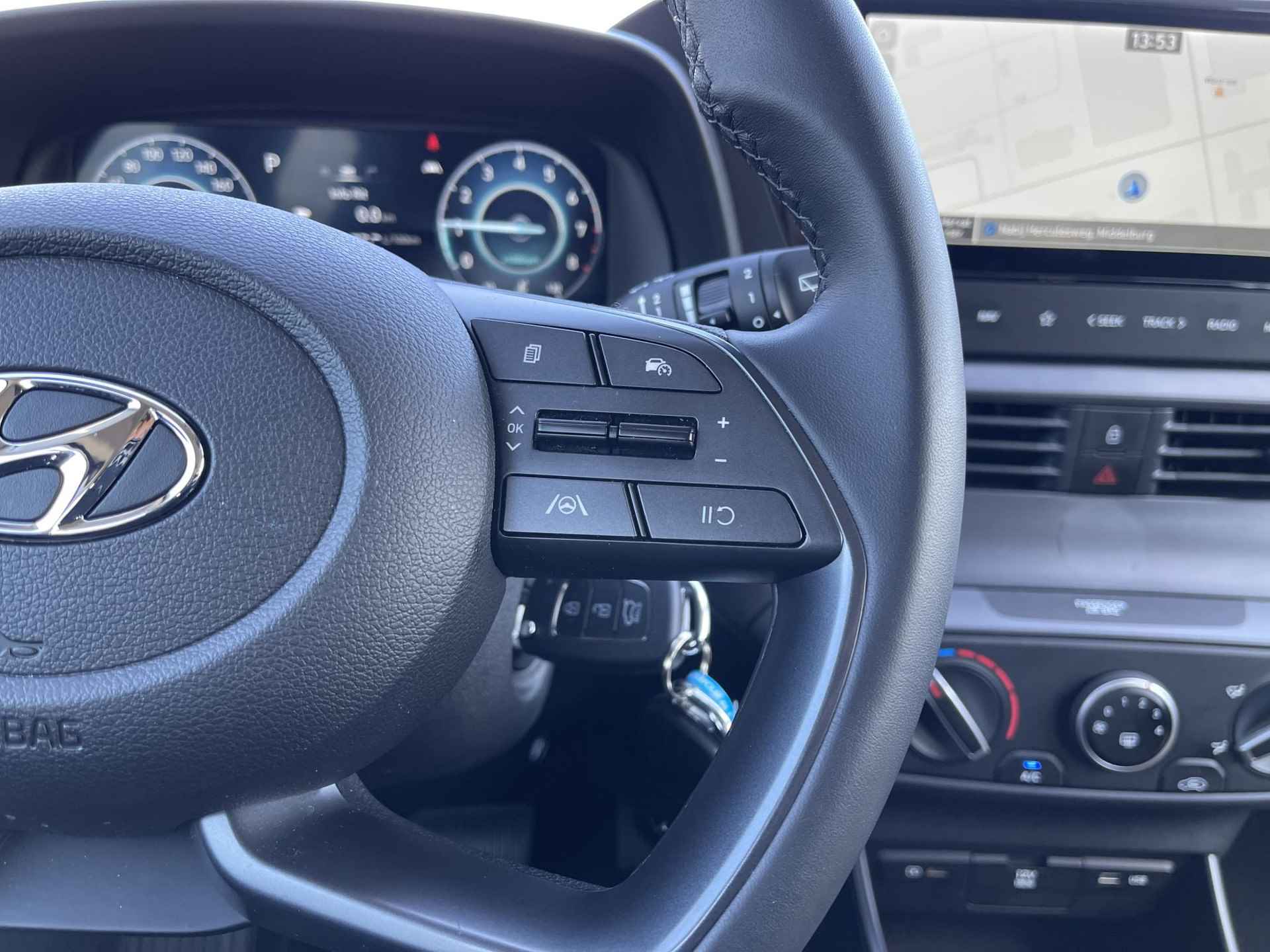 Hyundai i20 1.0 T-GDI Comfort Smart | Navigatie | Camera | Apple Carplay/Android Auto | Cruise Control | Park. Sensor | Dodehoek | Rijklaarprijs! - 15/25