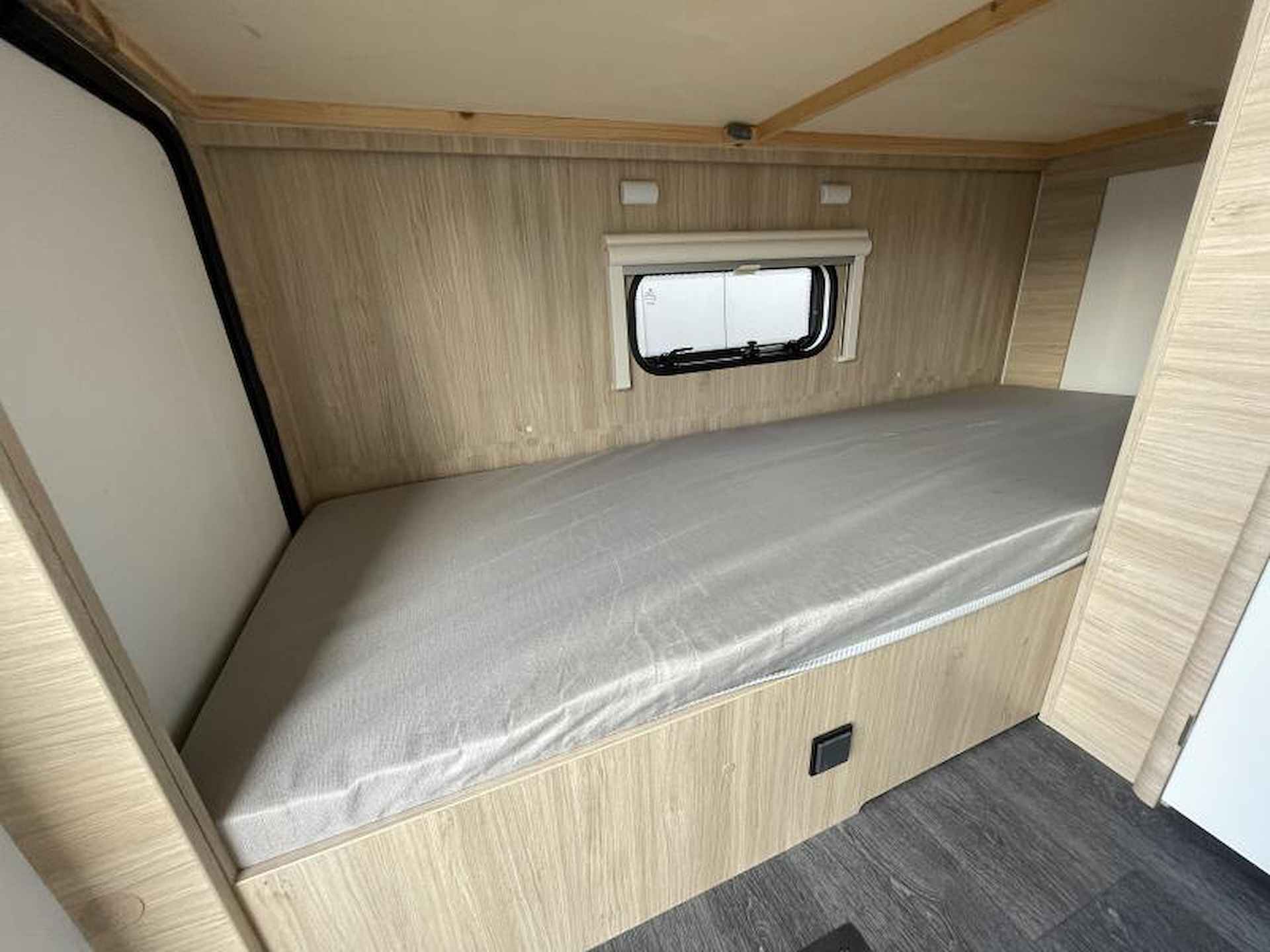 Caravelair Alba 466 Stapelbed | Voortent - 19/25