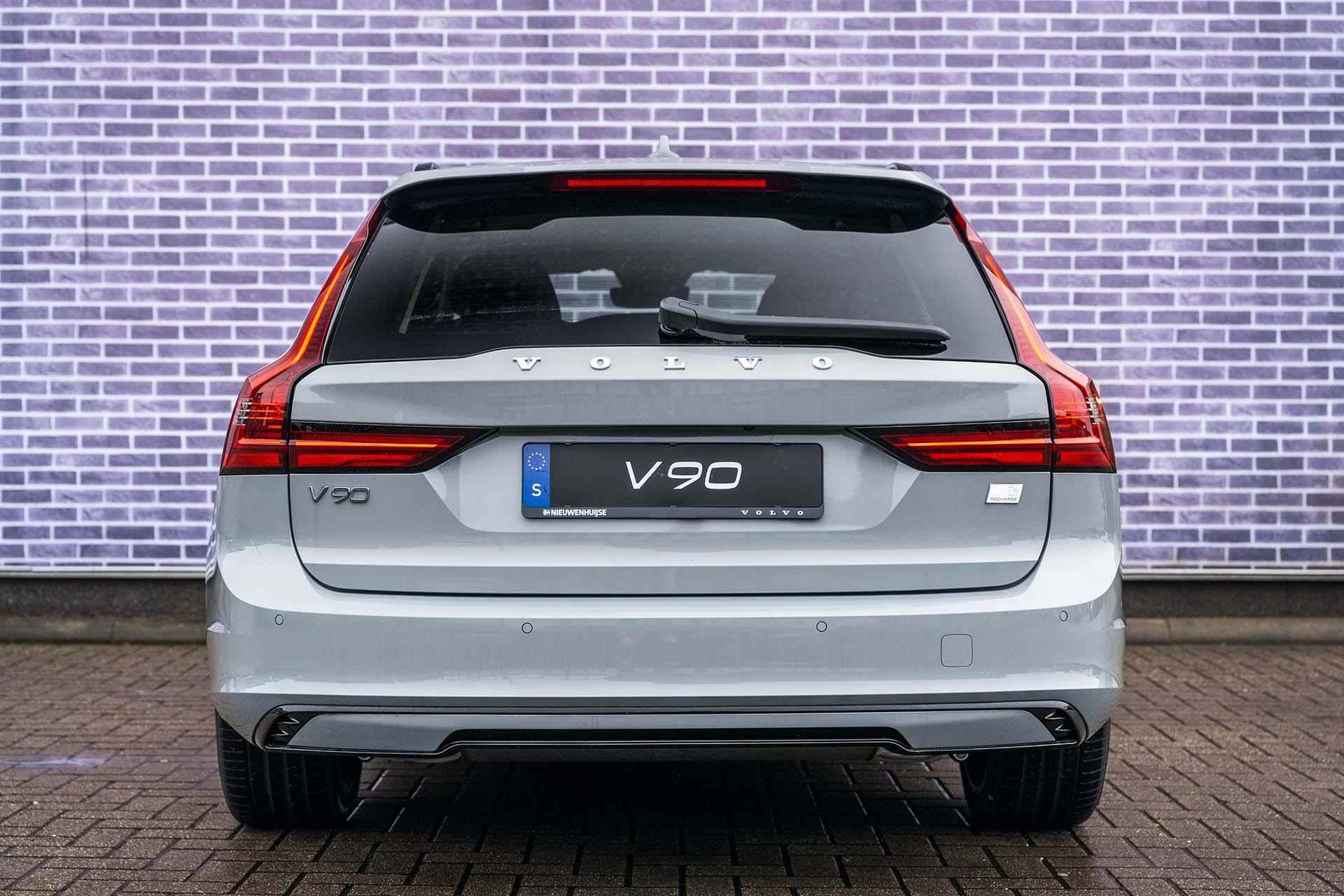 Volvo V90 T6 Recharge AWD Plus Dark Long Range - VOORRAADKORTING - | Luchtvering | 20" LM velgen | Extra getint glas | Harman Kardon audio | Visual Park Assist - 7/44