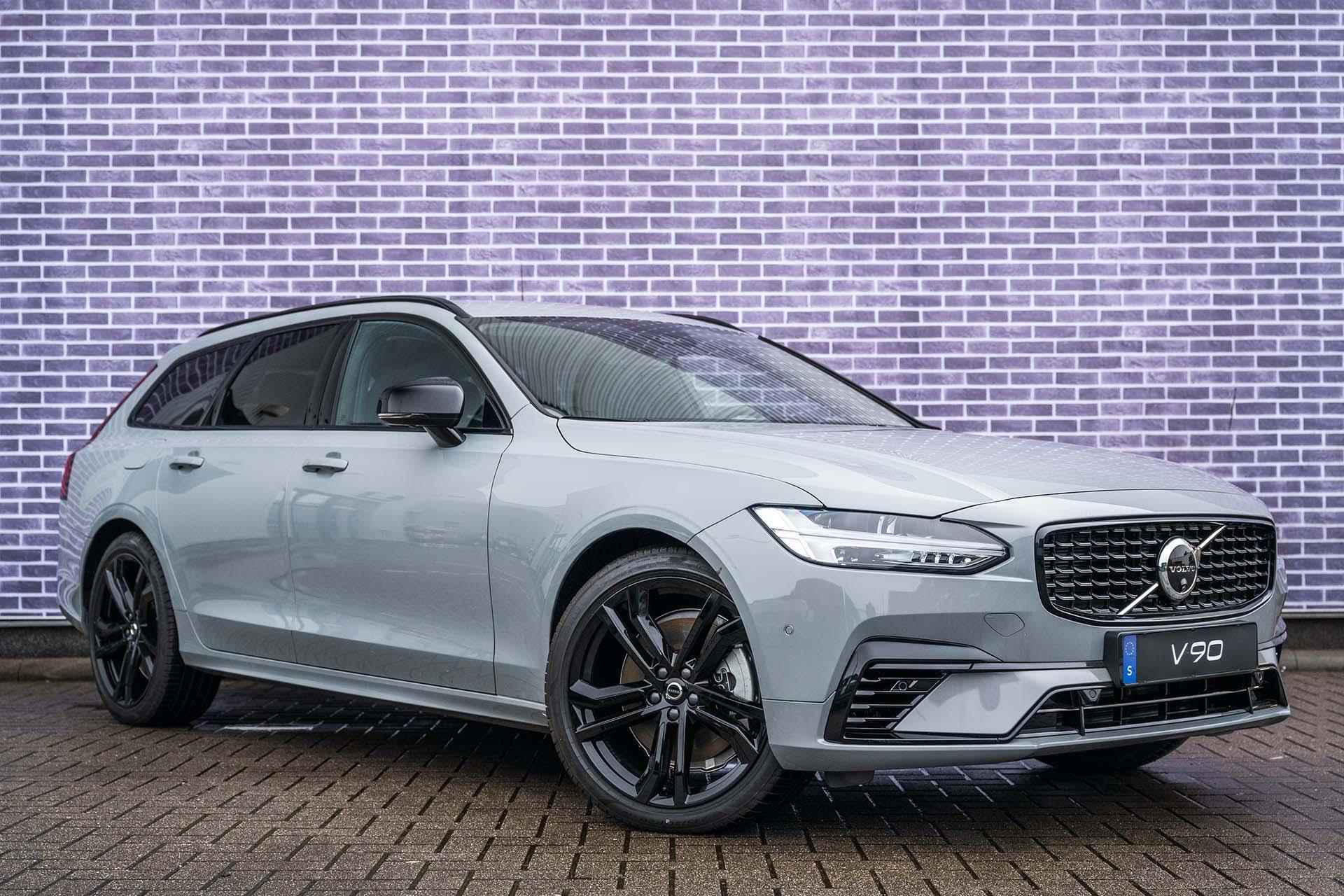 Volvo V90 T6 Recharge AWD Plus Dark Long Range - VOORRAADKORTING - | Luchtvering | 20" LM velgen | Extra getint glas | Harman Kardon audio | Visual Park Assist - 13/44