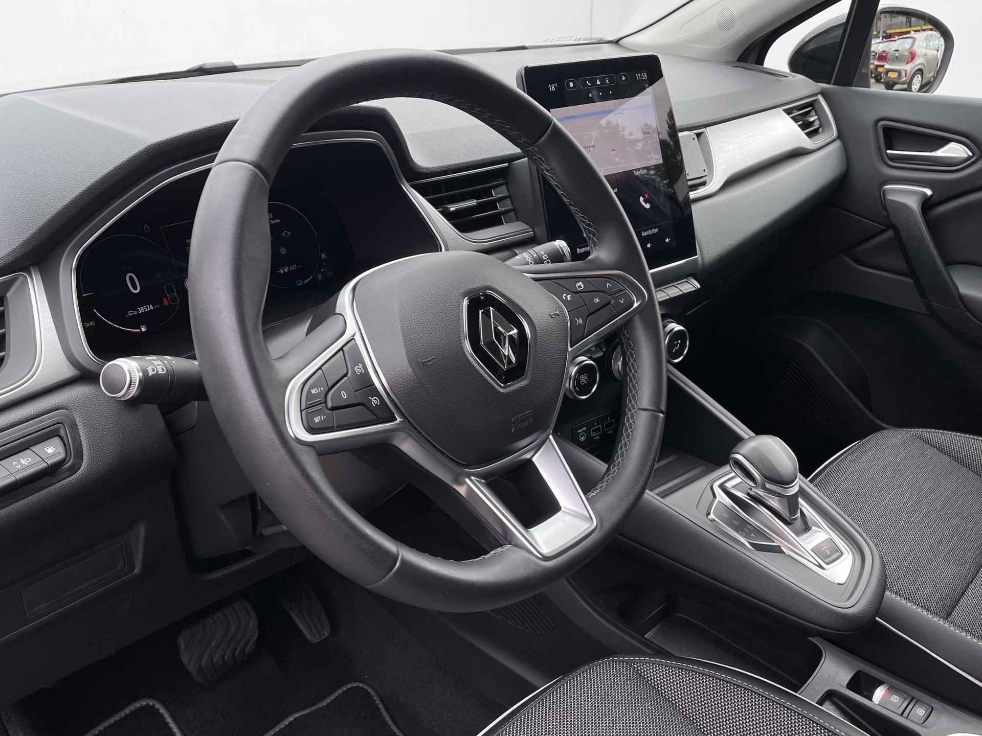 Renault Captur 1.6 E-Tech Plug-in Hybrid 160 Intens | Automaat | All-season banden |  Navi | Camera | Park. sensoren voor + achter | Cruise | Keyless entry/start - 15/36