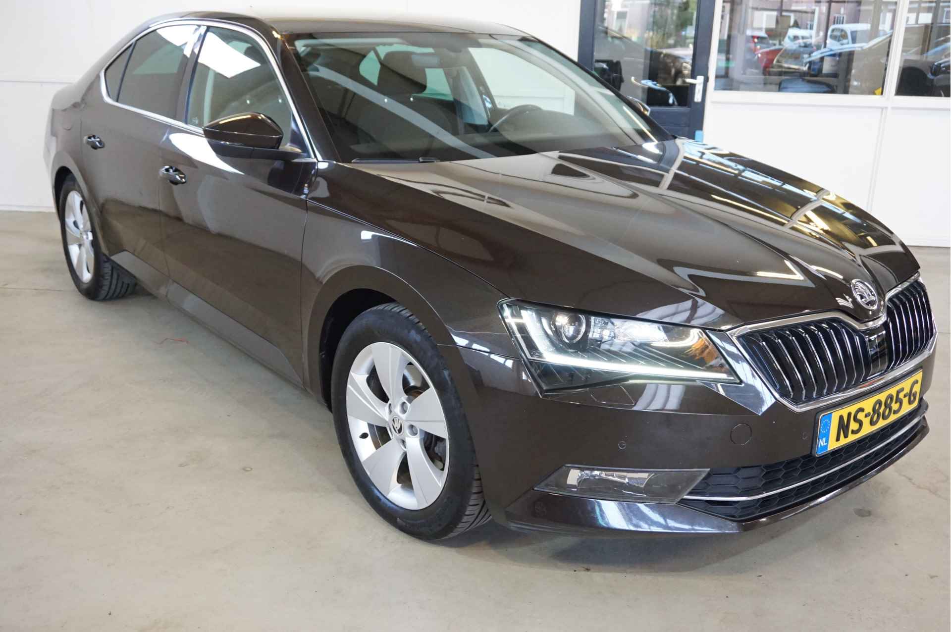 Škoda Superb 1.6 TDI Ambition Business Trekhaak - 5/44