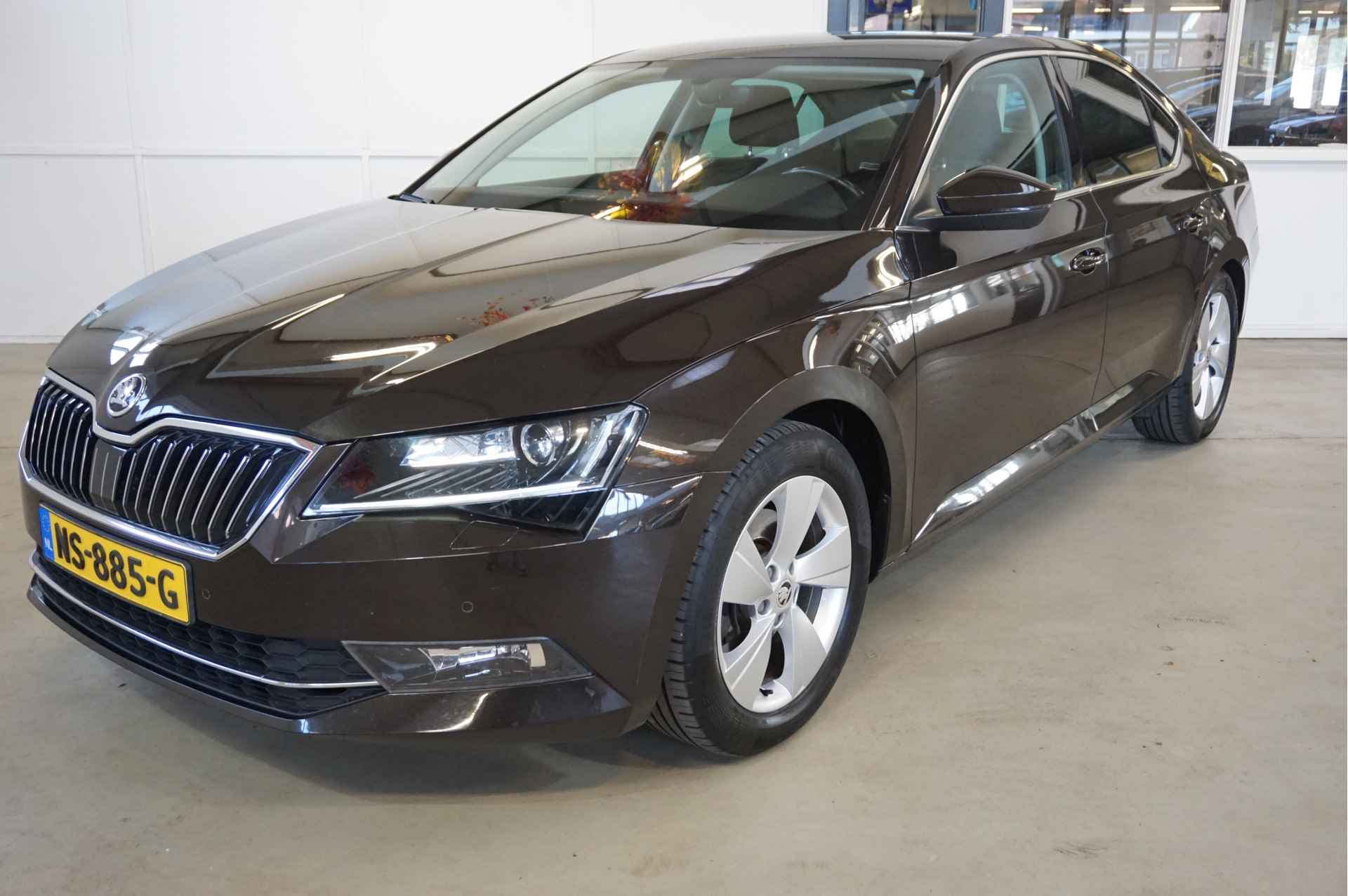 Škoda Superb 1.6 TDI Ambition Business Trekhaak - 7/44