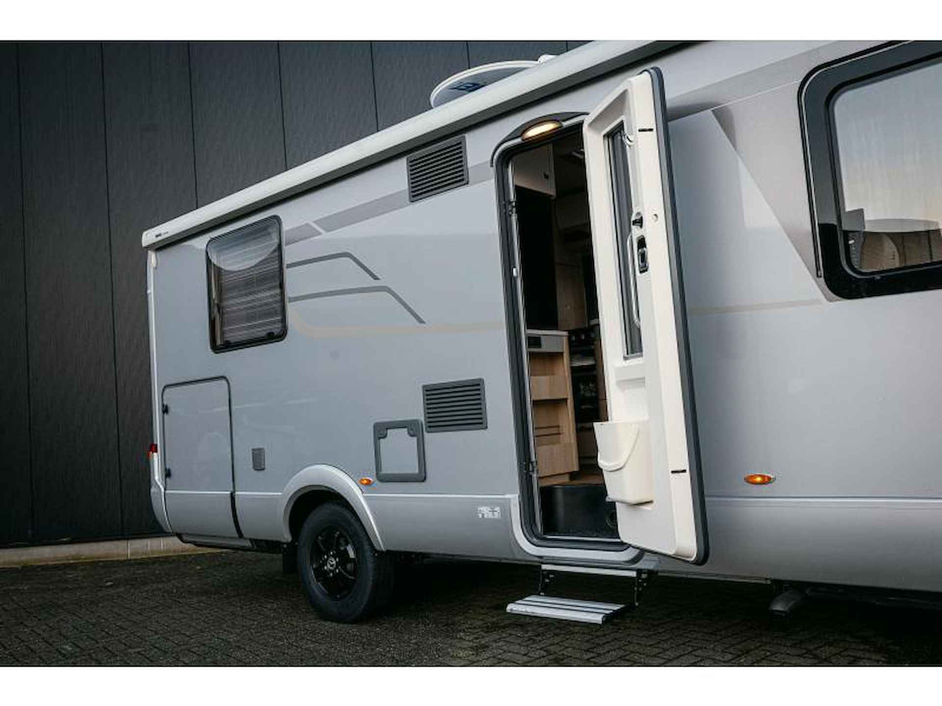 Hymer BMC-I 690 - 5/25