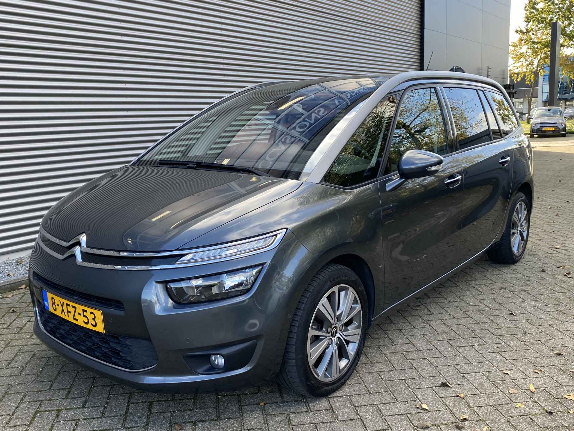 Citroën Grand C4 Picasso 1.6 THP Intensive // 7 Persoons // Trekhaak // Navigatie // Dodehoek det. // 17inch // Parkeer assistent // PDC Voor en Achter info Roel 0492-588951 - 3/25