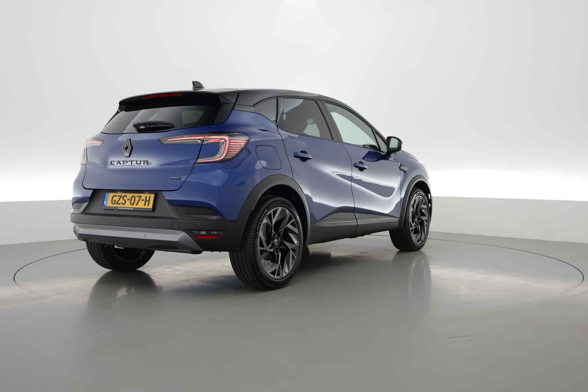 Renault Captur 1.6 E-Tech Hybrid 145 esprit Alpine | Adapt. Cruise | Navi | CarPlay | Camera - 2/31