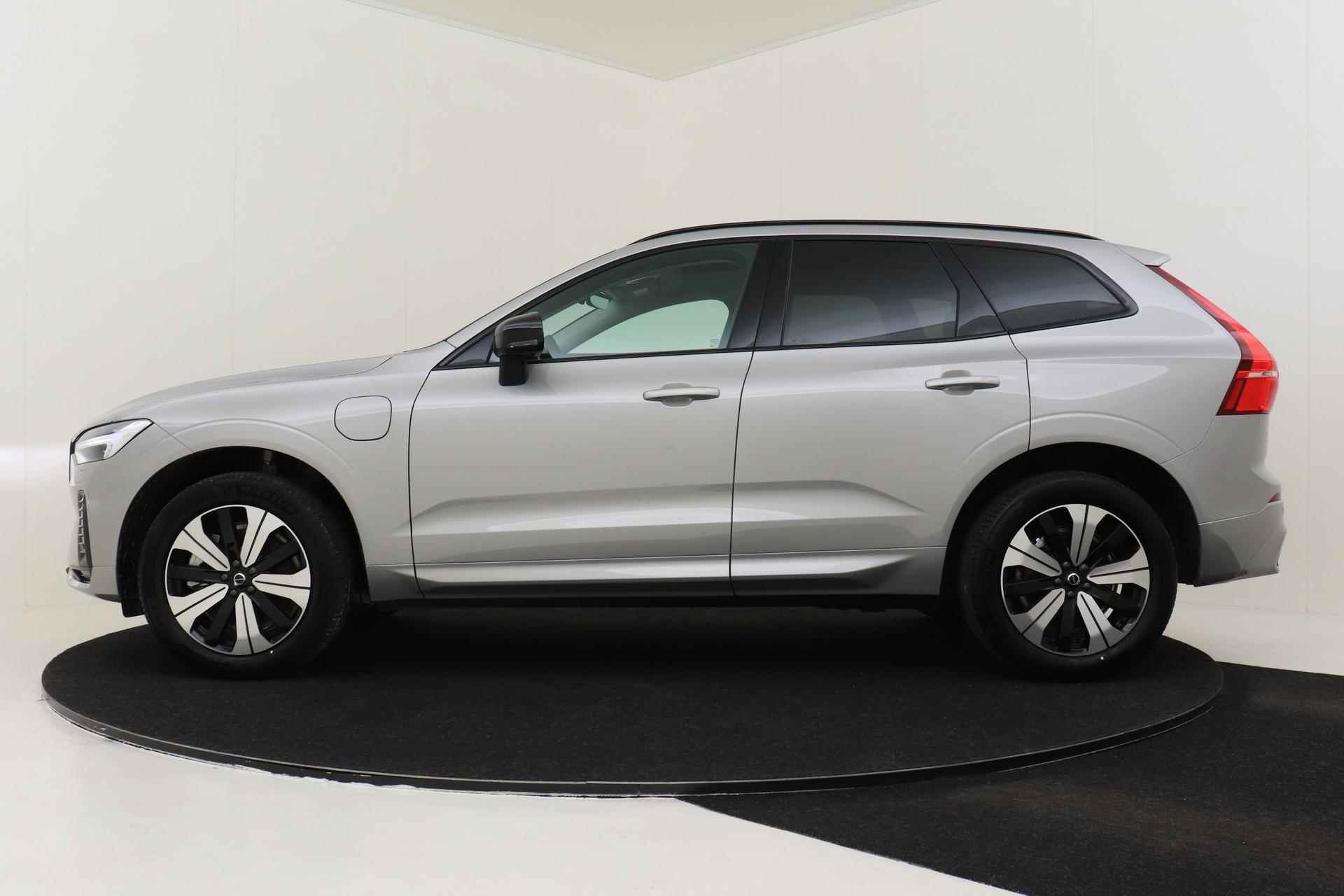 Volvo XC60 T6 RECHARGE AWD PLUS DARK *NIEUW* -PANO.DAK|HARMAN/KARDON|TREKHAAK|POWER-SEATS - 9/40