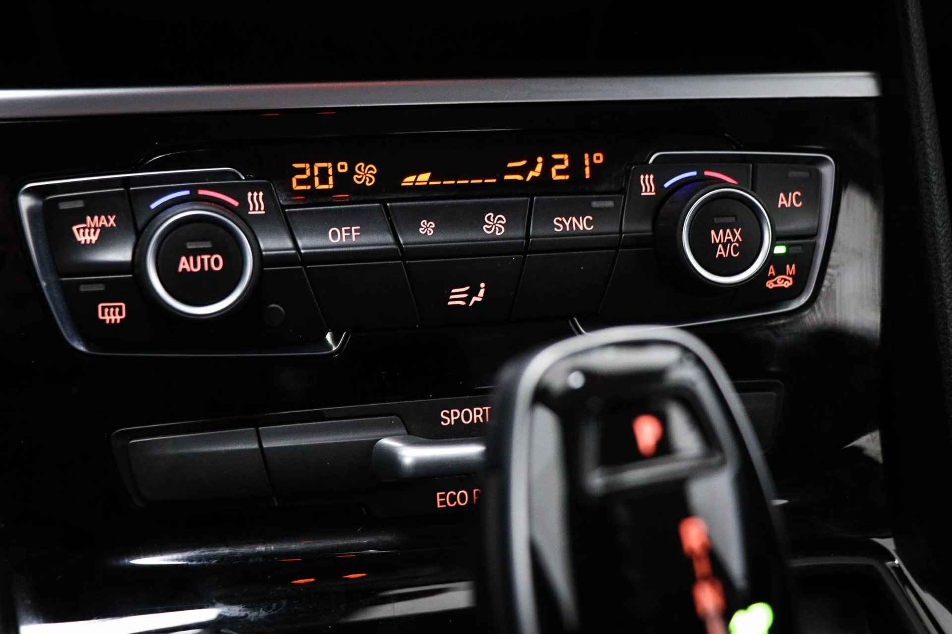 BMW 2-serie Active Tourer 218i Executive | LED | CLIMA | CRUISE CONTROL | NAVIGATIE - 35/51