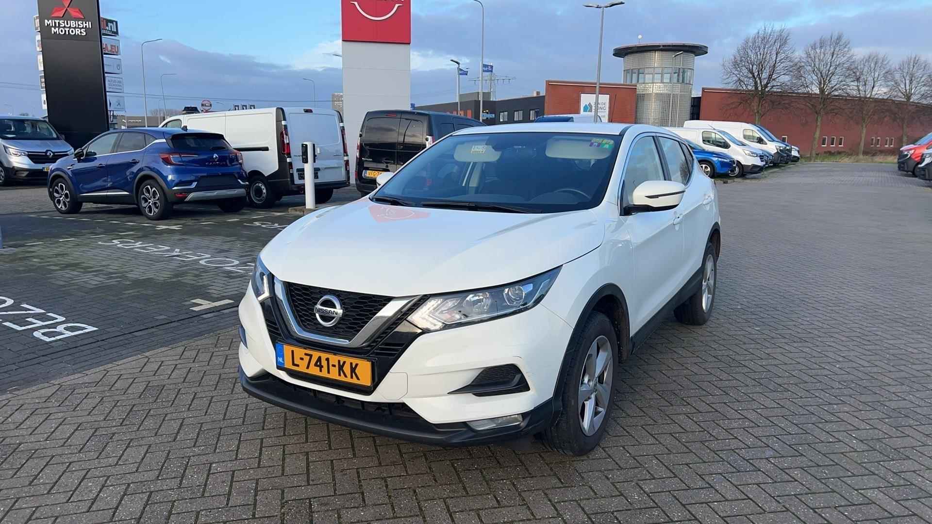 Nissan Qashqai 1.3 DIG-T 140 PK Acces Edition - 2/29