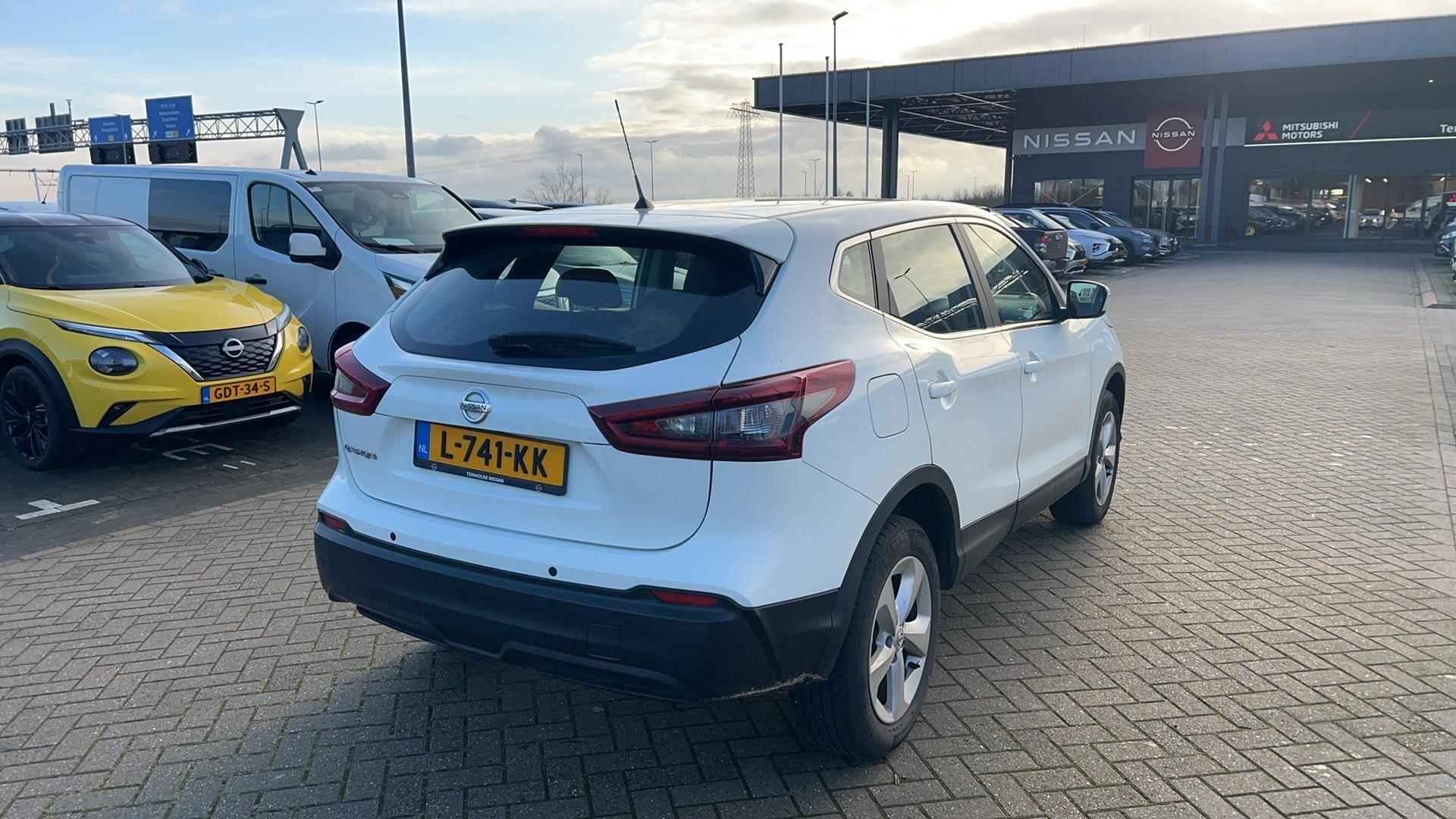 Nissan Qashqai 1.3 DIG-T 140 PK Acces Edition - 7/29