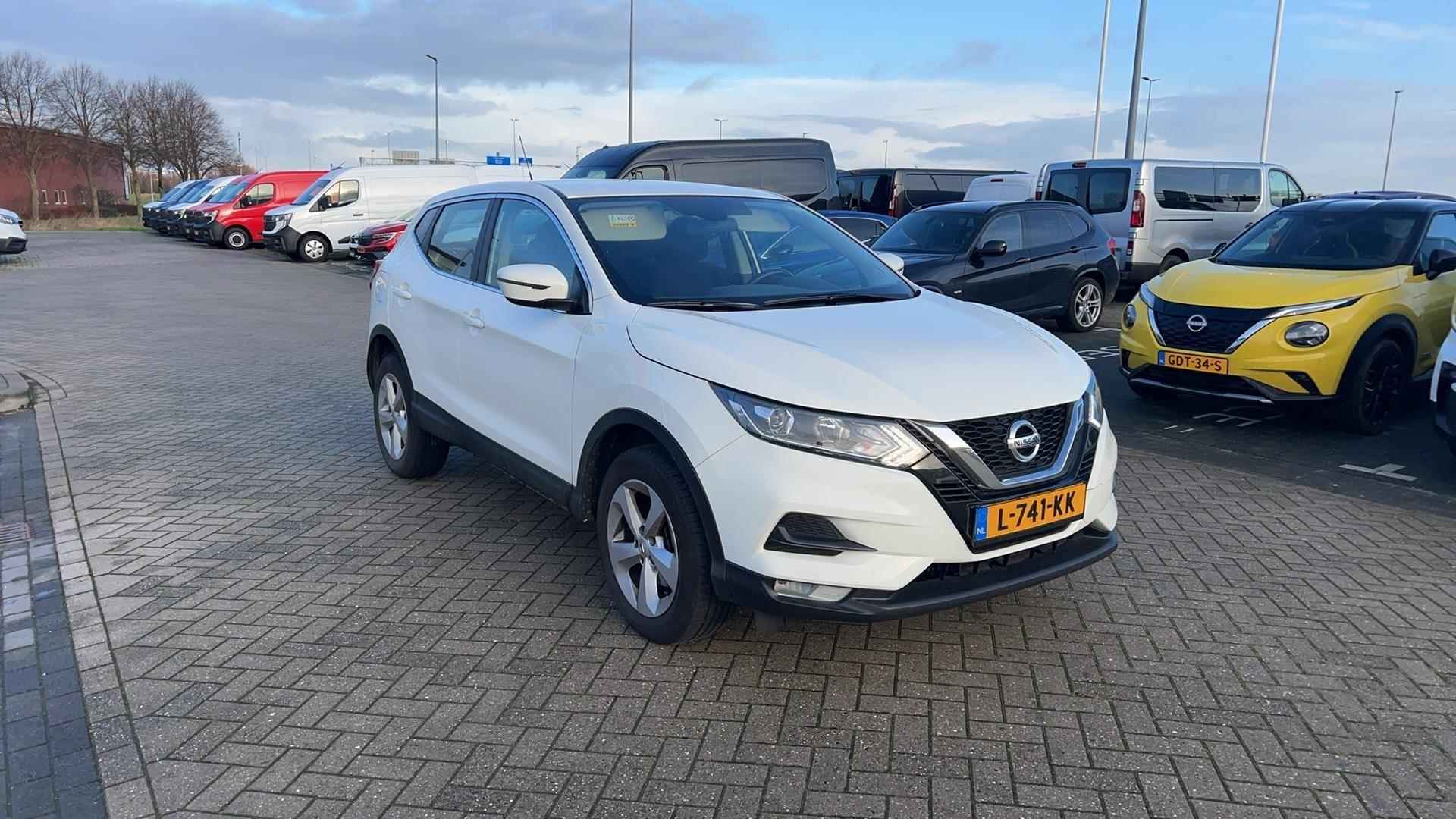 Nissan Qashqai 1.3 DIG-T 140 PK Acces Edition - 9/29