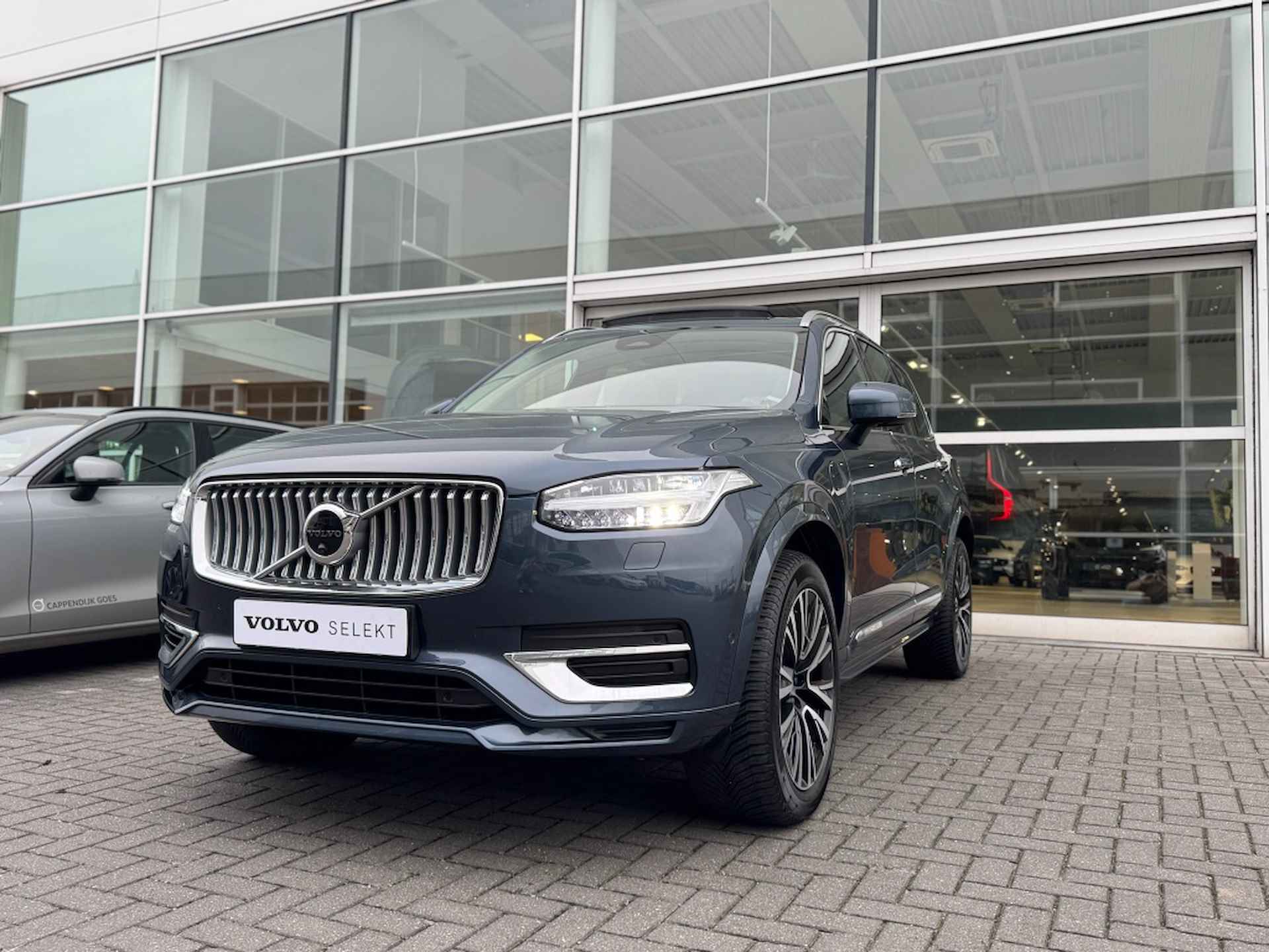 Volvo XC90 T8 455PK Recharge Ultimate Bright| Full Options !! - 5/44