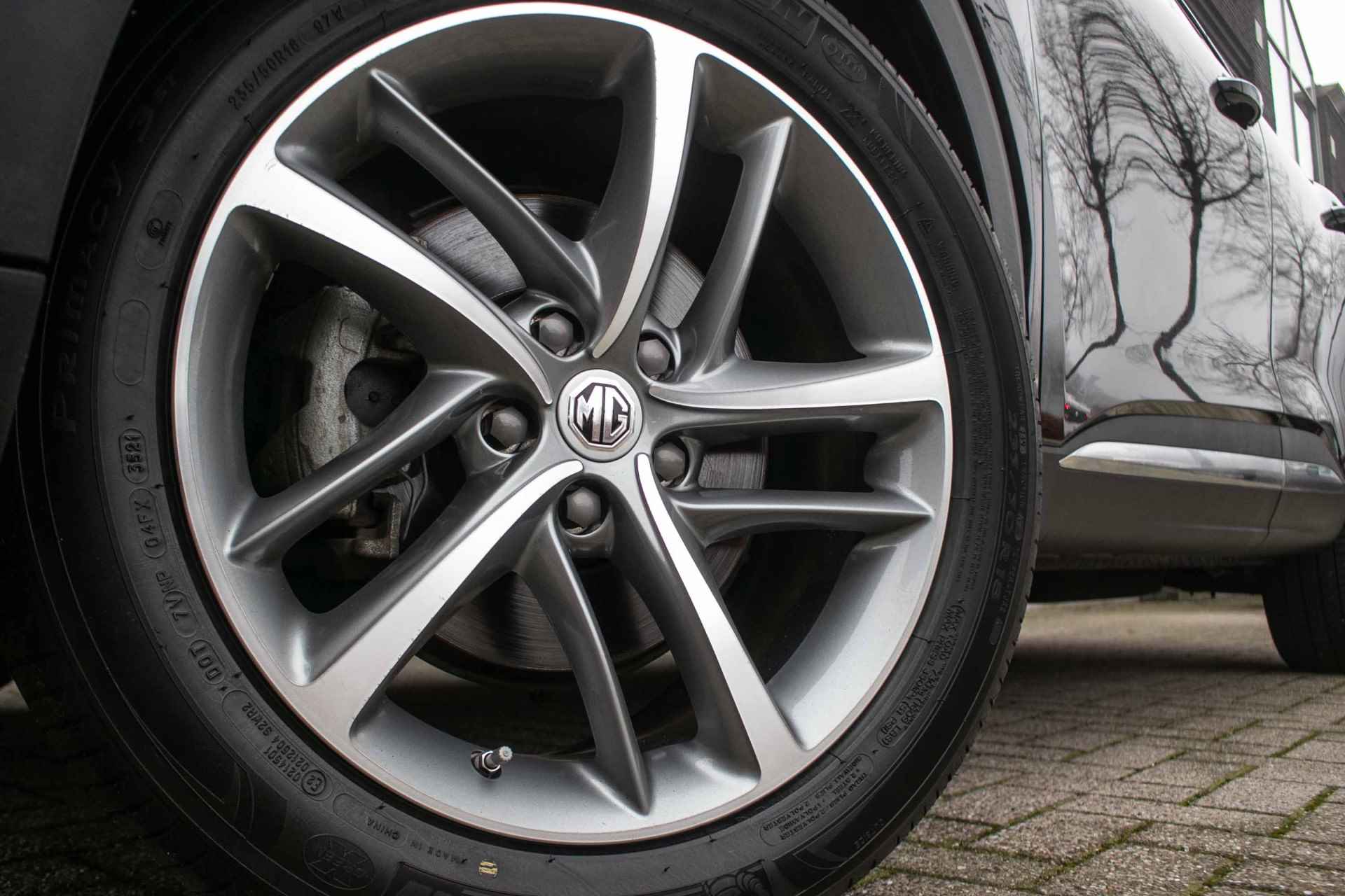 MG EHS 1.5 TGDI Luxury - All-in rijklaarprijs | Navi | Stoelverw. | Schuifdak - 13/43