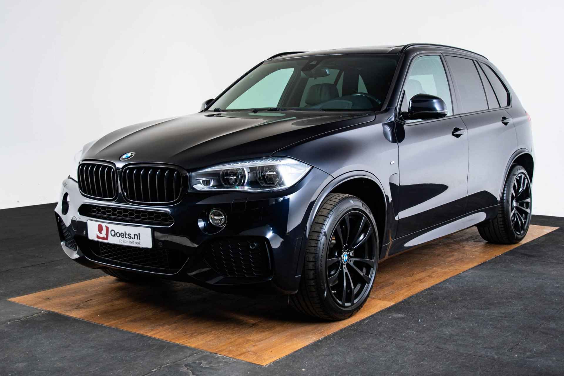 BMW X5 xDrive35i High Executive M Sport - Panoramadak - Achteruitrijcamera - Driving Assistant - Comfortstoelen - Elektrisch verwarmde voorstoelen - Head Up - Harman Kardon - Automatisch dimmende binnen/buitenspiegels - - 68/69