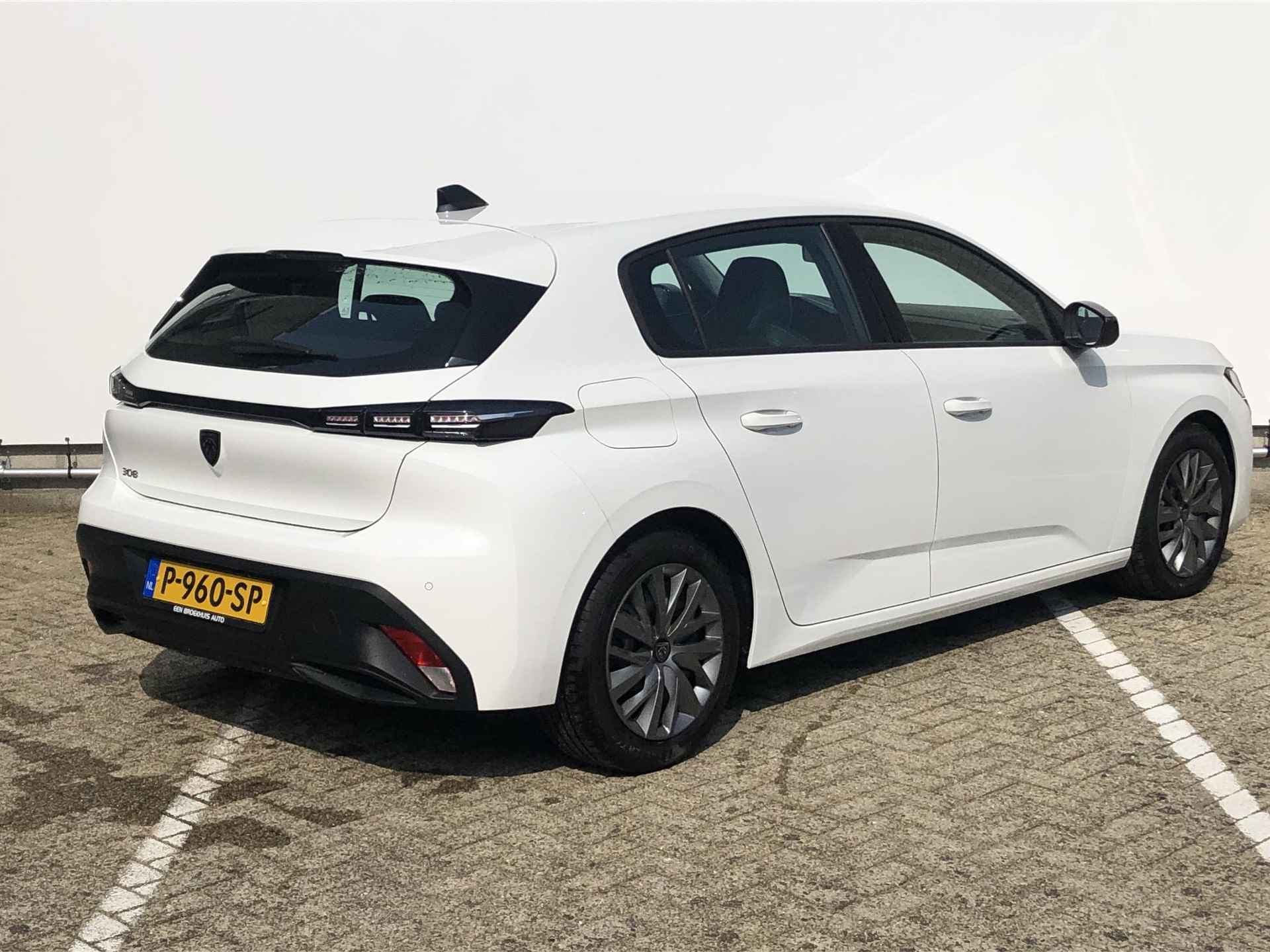 Peugeot 308 1.2 PureTech Active Pack Business | AGR Stoel | Navigatie | Stoelverwarming | Cruise Control - 9/26