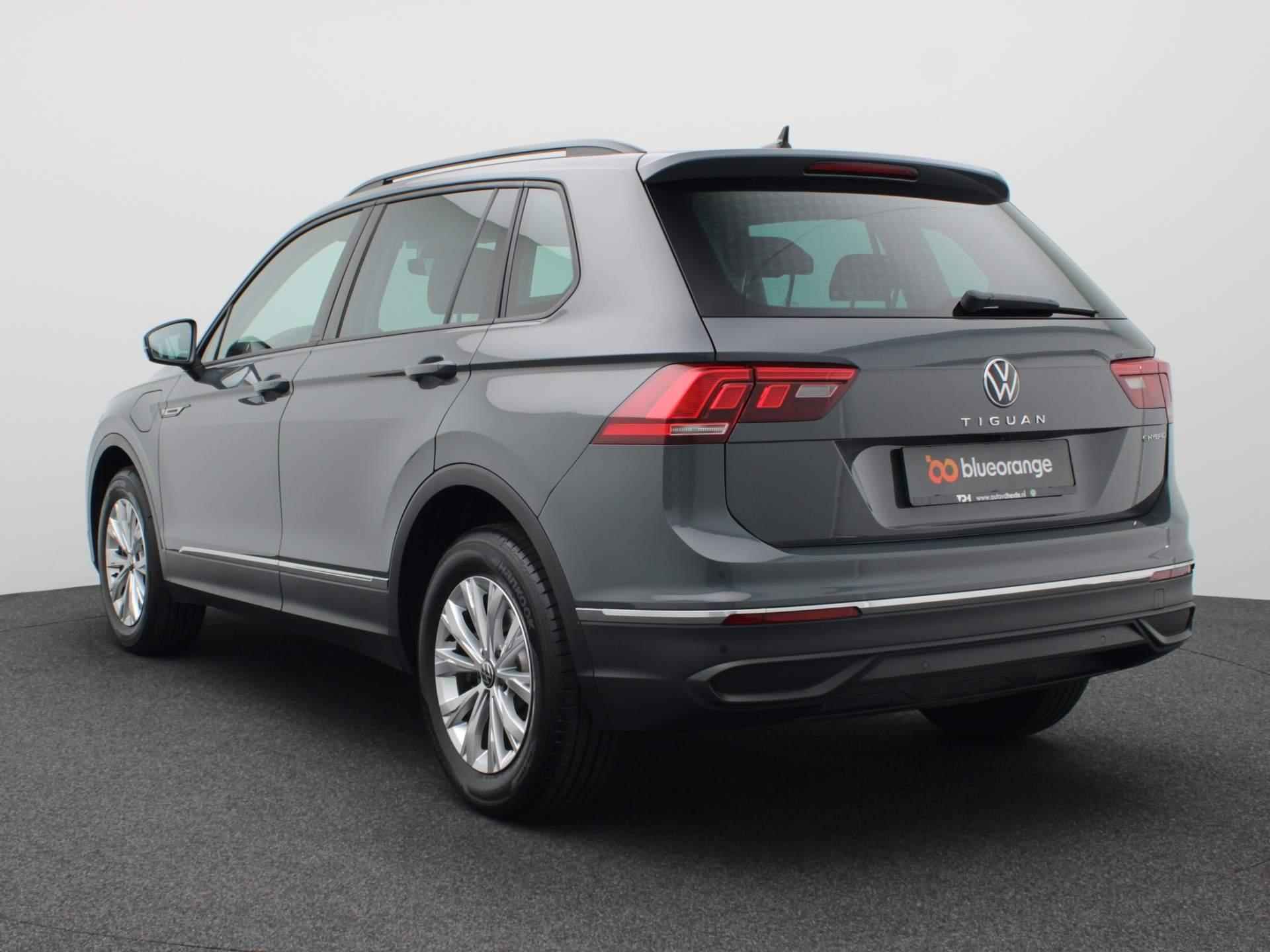 Volkswagen Tiguan 1.4 TSI eHybrid Life Business 245PK DSG Virtual Pedal, Side Assist, Keyless, Navi, Achteruitrijcamera, Winterpakket, 17" LM Velgen - 10/50