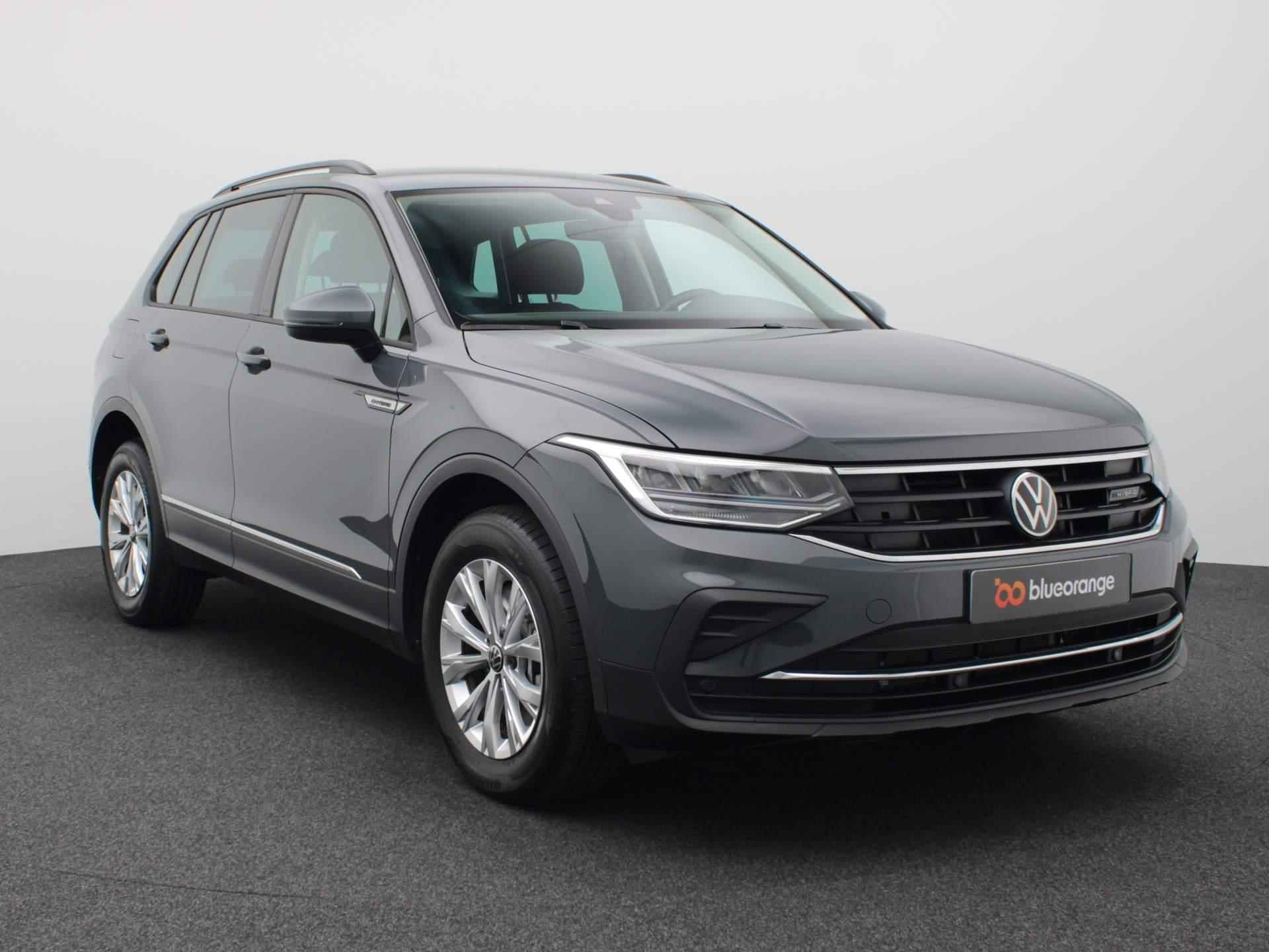 Volkswagen Tiguan 1.4 TSI eHybrid Life Business 245PK DSG Virtual Pedal, Side Assist, Keyless, Navi, Achteruitrijcamera, Winterpakket, 17" LM Velgen - 12/50