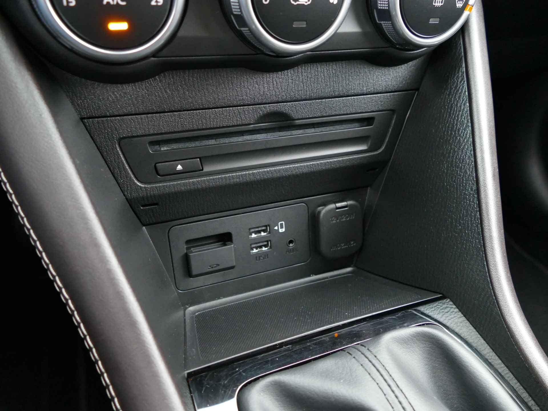 Mazda CX-3 2.0 SkyActiv-G 121 | leder | stoelverwarming | LED koplampen | achteruitrijcamera - 28/52