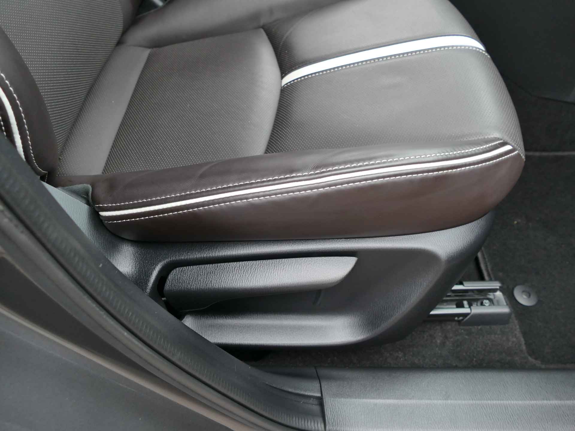 Mazda CX-3 2.0 SkyActiv-G 121 | leder | stoelverwarming | LED koplampen | achteruitrijcamera - 42/52
