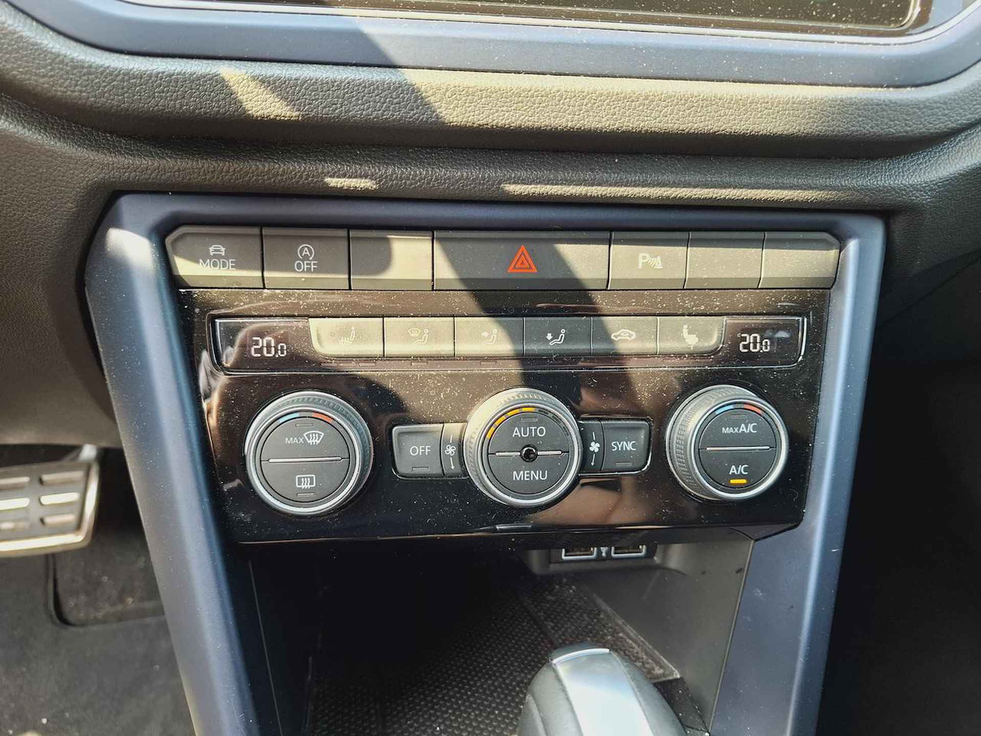 Volkswagen T-ROC 1.5 TREKHAAK NAVI, CAMERA, ANDROID AUTO 1.5 TSI - 15/24