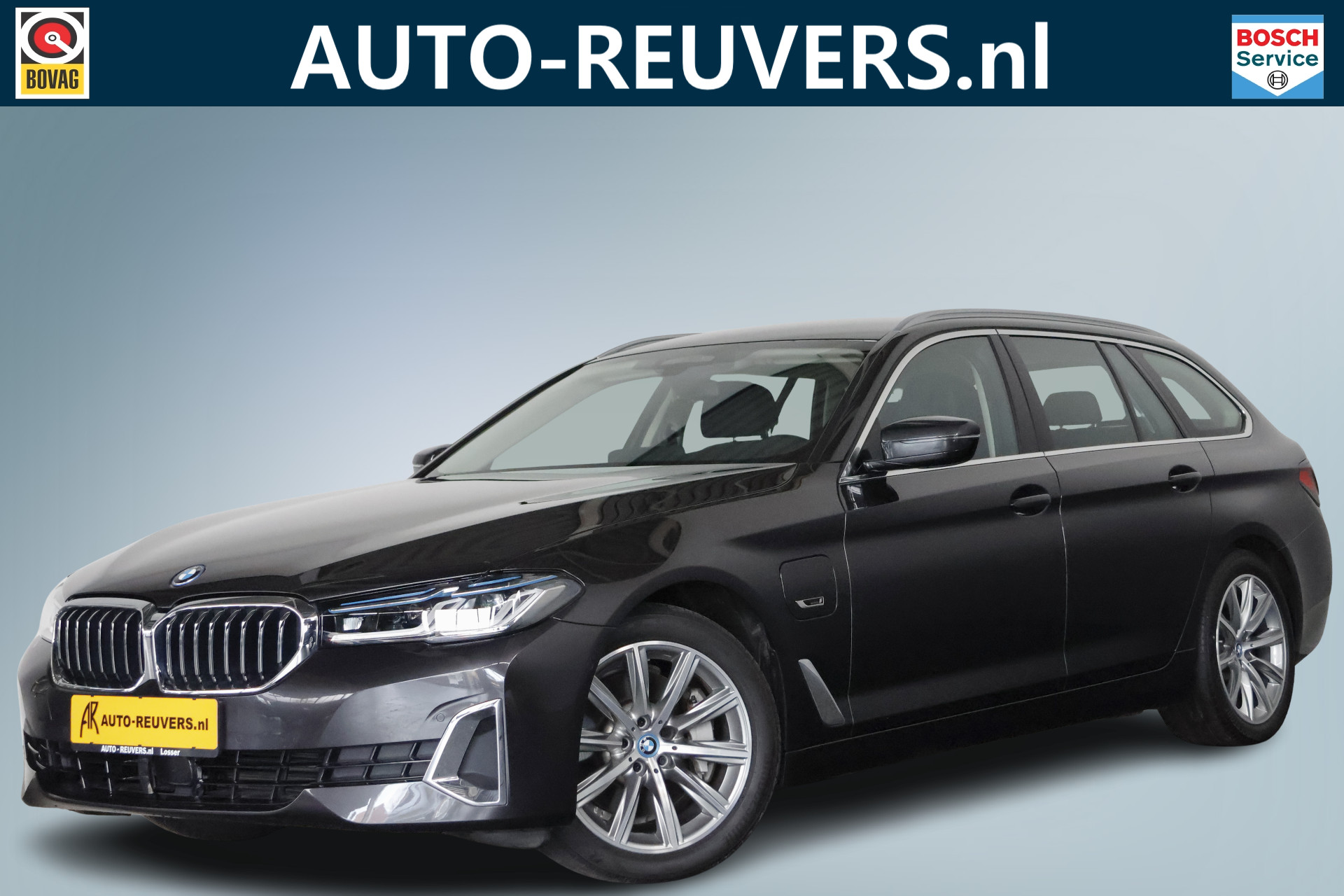 BMW 5 Serie Touring 530e xDrive Executive / Leder / Softclose / Pilot assist / HUD / CarPlay